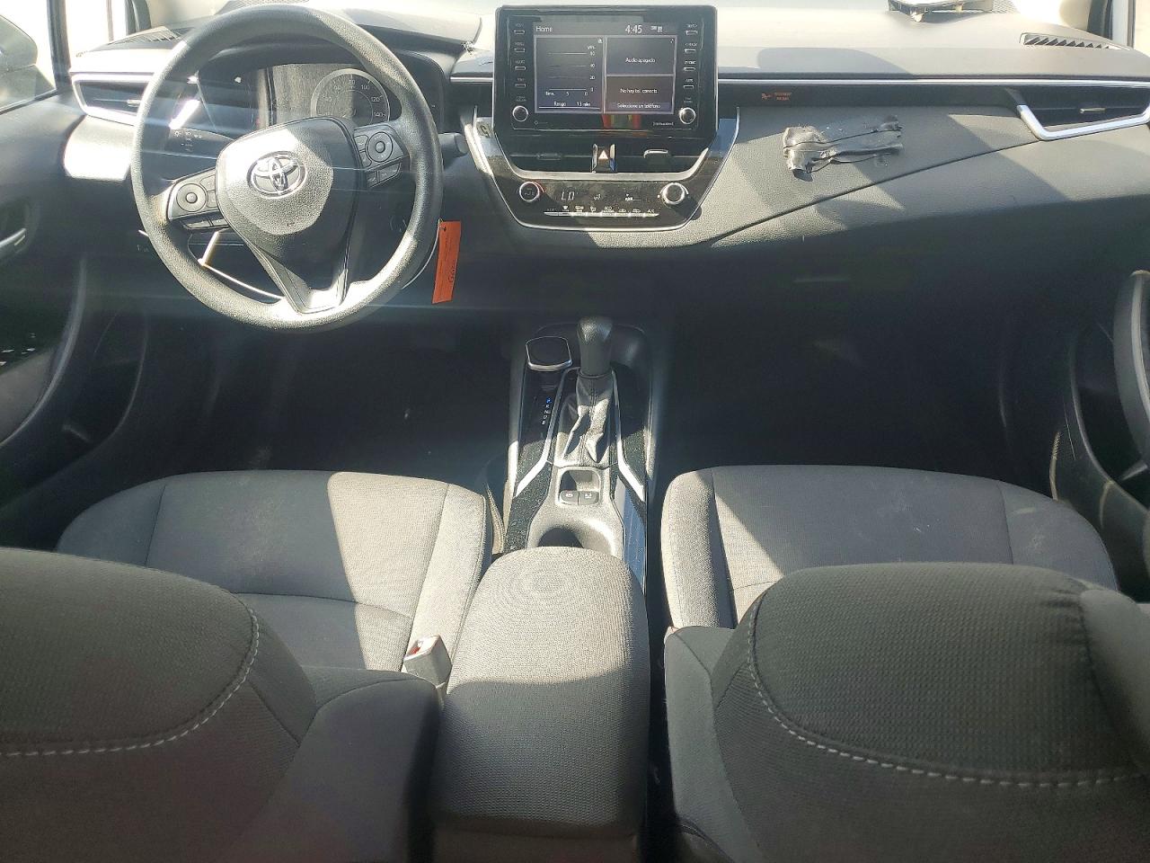 2021 Toyota Corolla Le White vin: 5YFEPMAE0MP235626