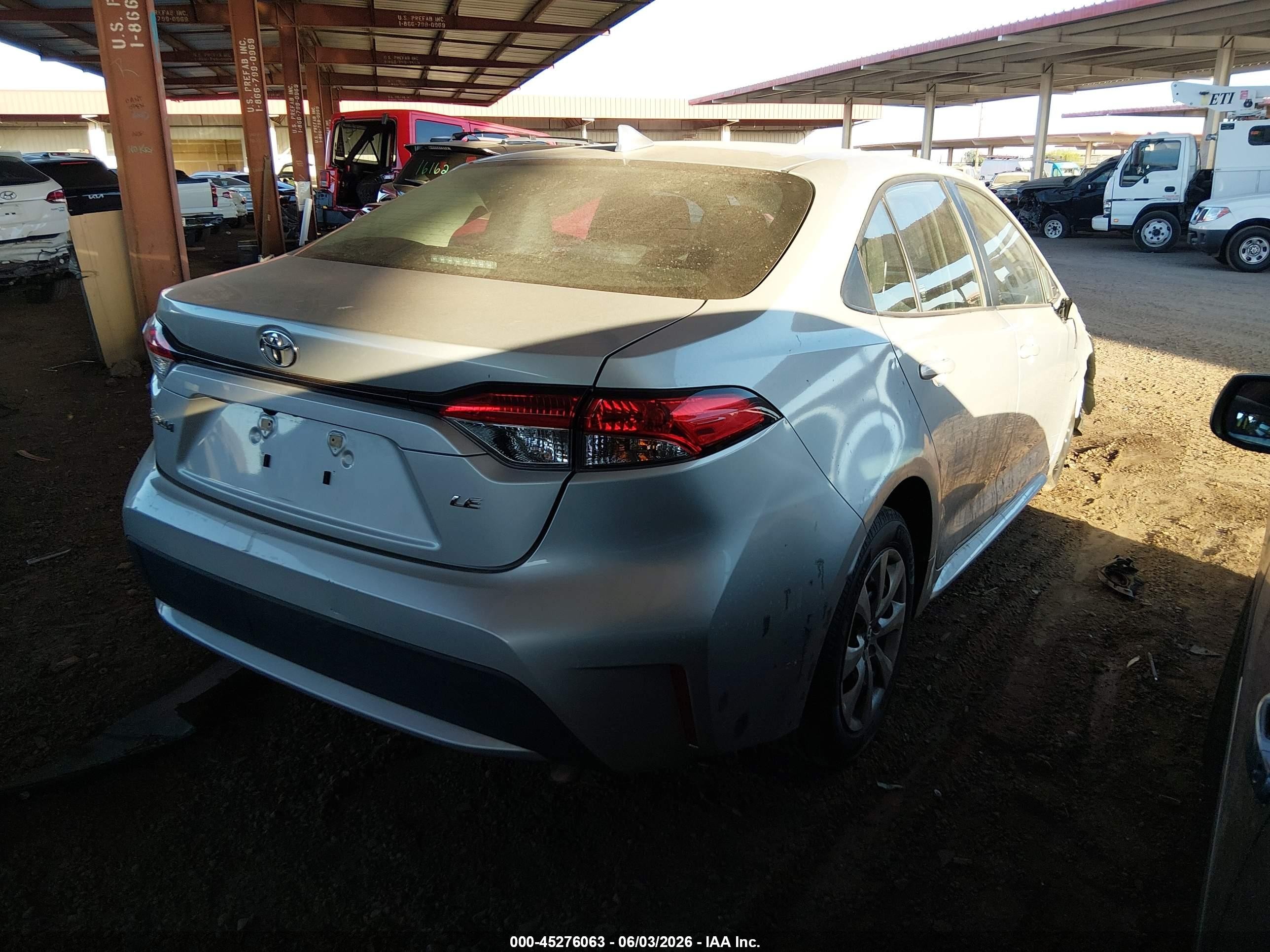 2021 Toyota Corolla Le Серебряный vin: 5YFEPMAE0MP249879