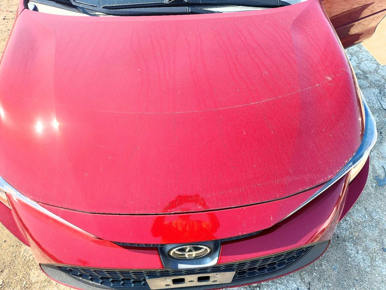 2022 Toyota Corolla Le Red vin: 5YFEPMAE0NP287405