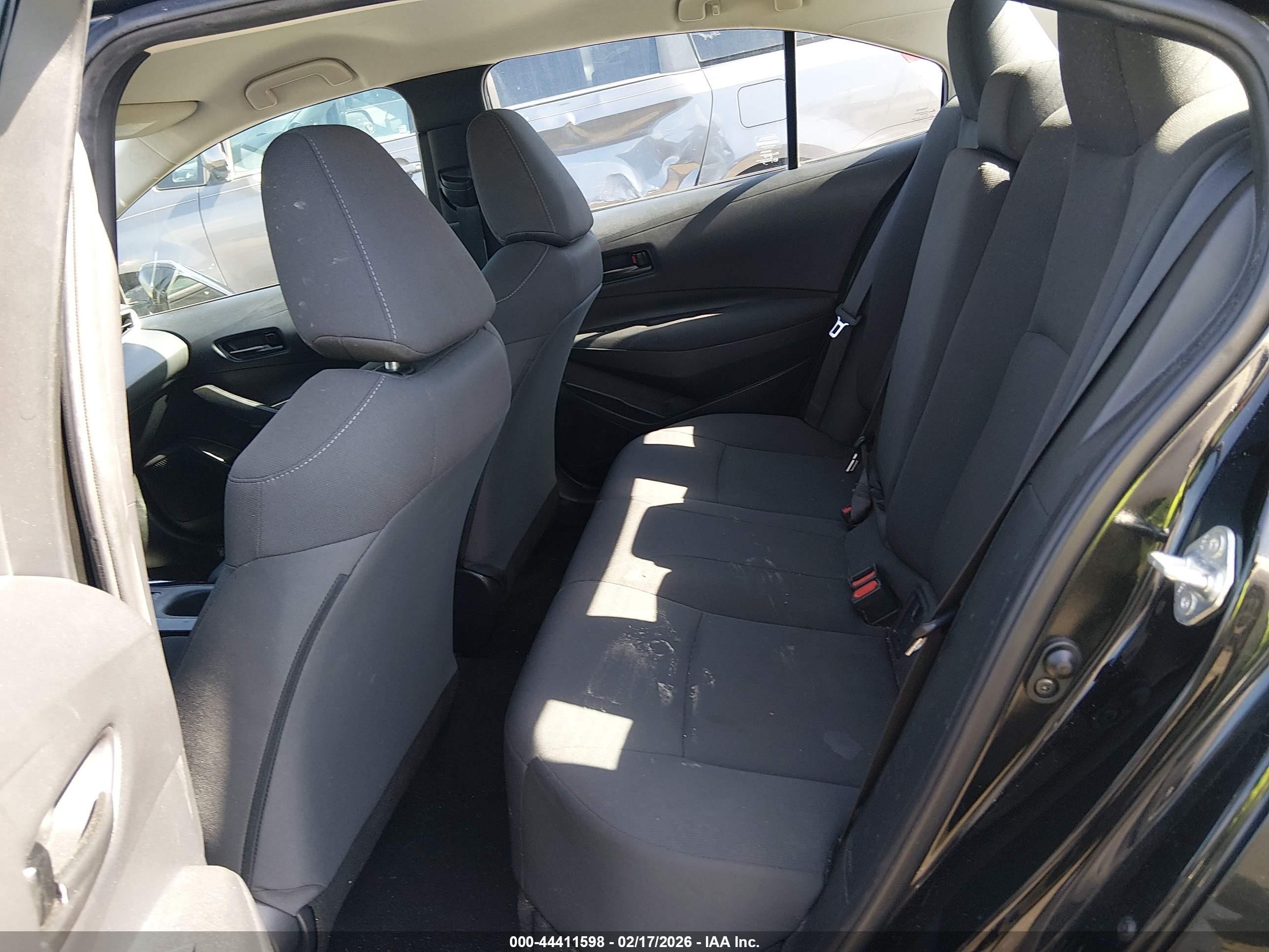 2022 Toyota Corolla Le Black vin: 5YFEPMAE0NP293513