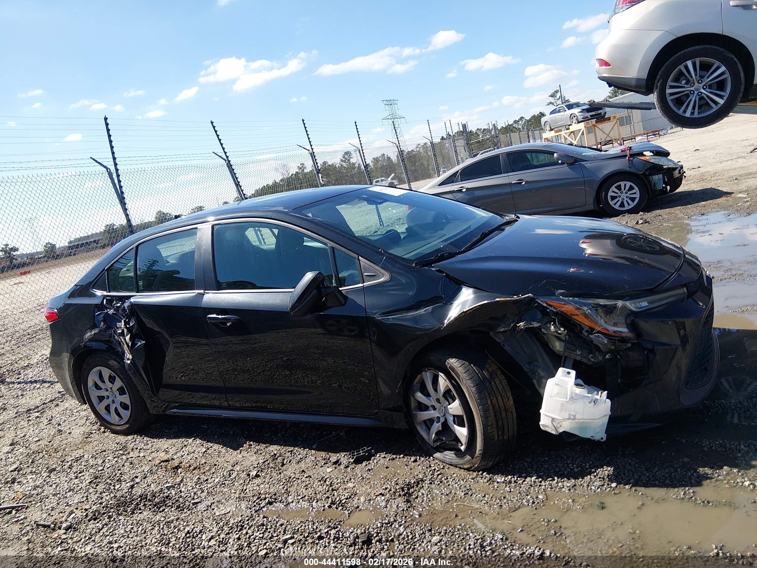 2022 Toyota Corolla Le Black vin: 5YFEPMAE0NP293513