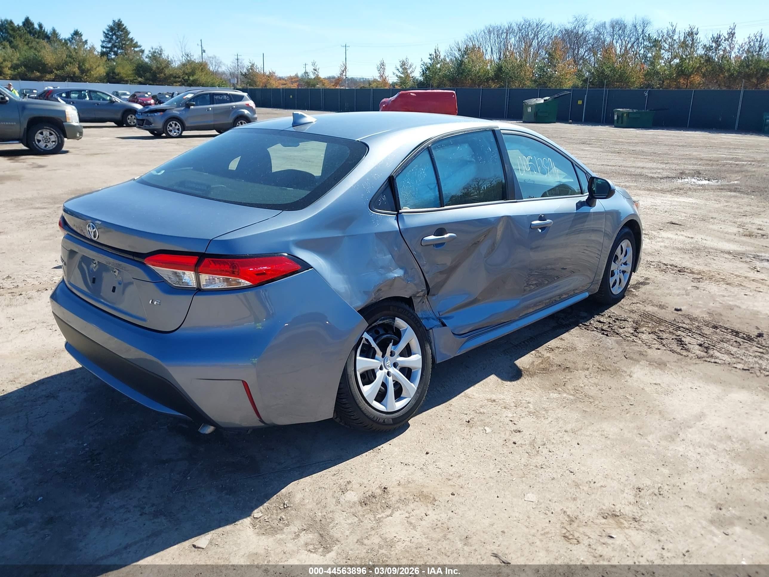 2022 Toyota Corolla Le Light Blue vin: 5YFEPMAE0NP356478
