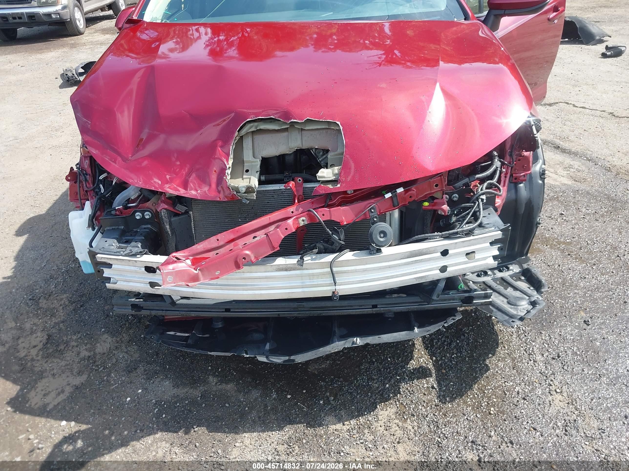 2022 Toyota Corolla Le Red vin: 5YFEPMAE1NP331184