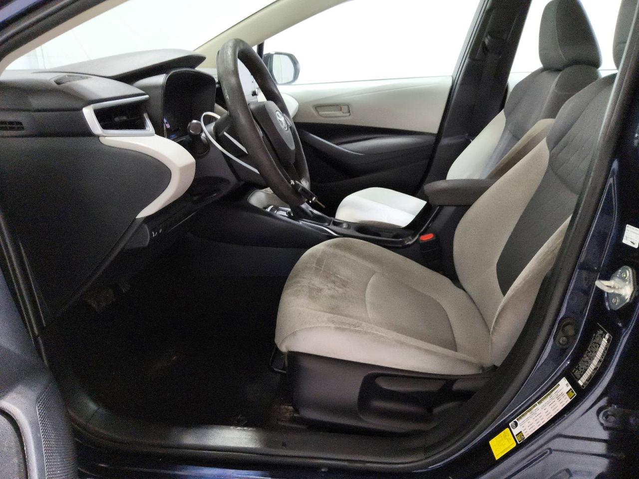 2022 Toyota Corolla Le Blue vin: 5YFEPMAE1NP385049