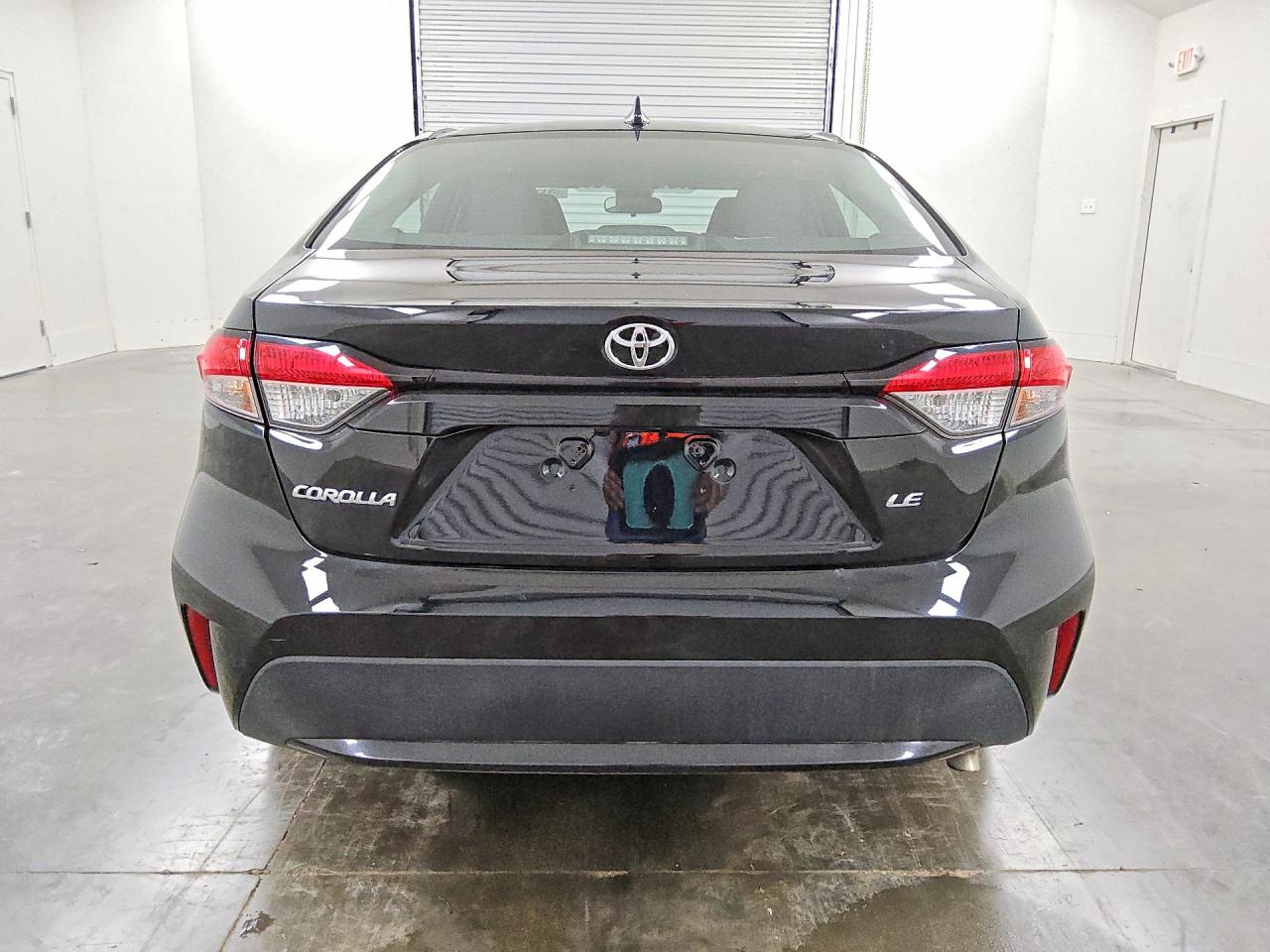 2021 Toyota Corolla Le Black vin: 5YFEPMAE2MP241329