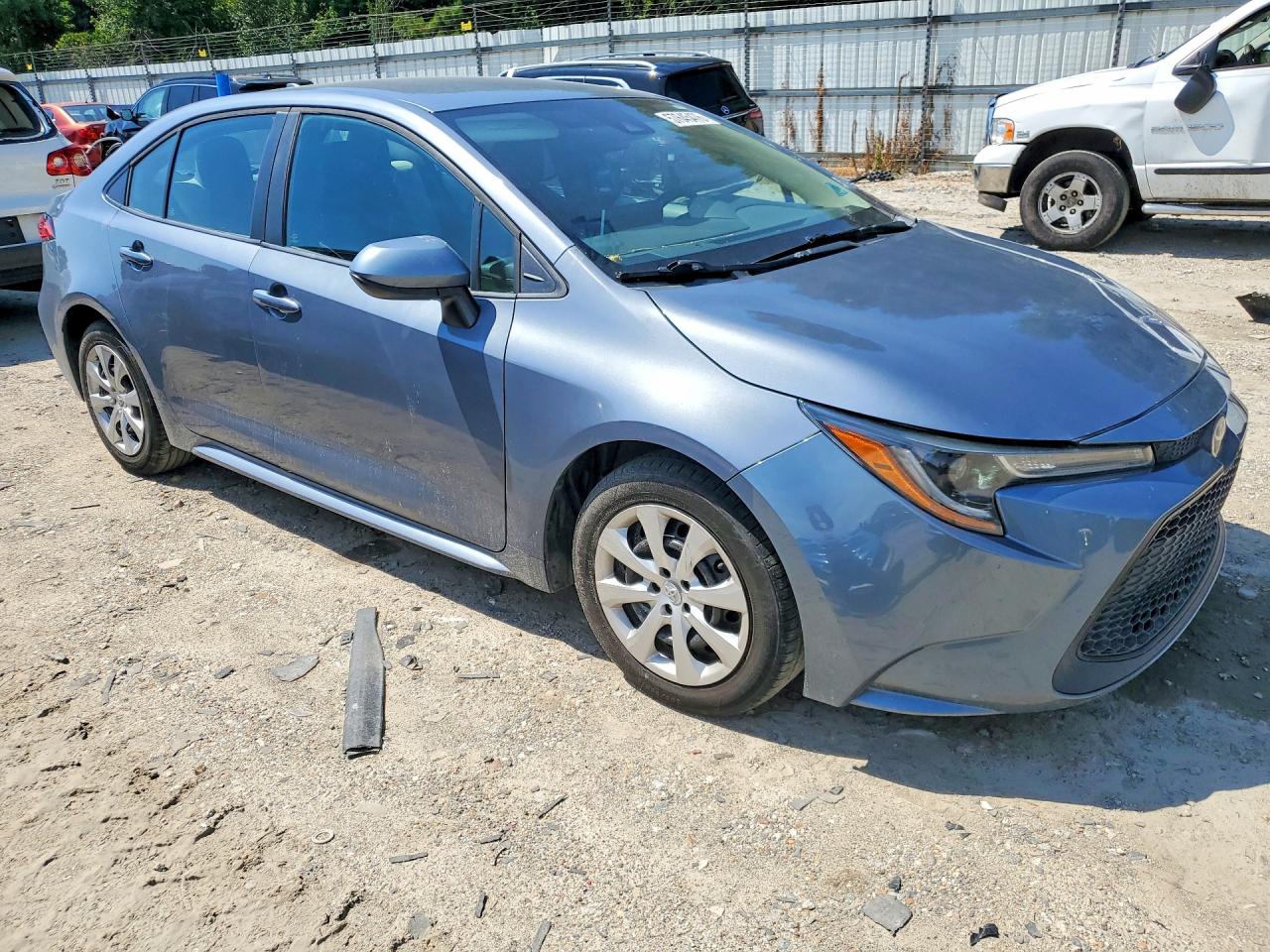 2021 Toyota Corolla Le Blue vin: 5YFEPMAE3MP188740