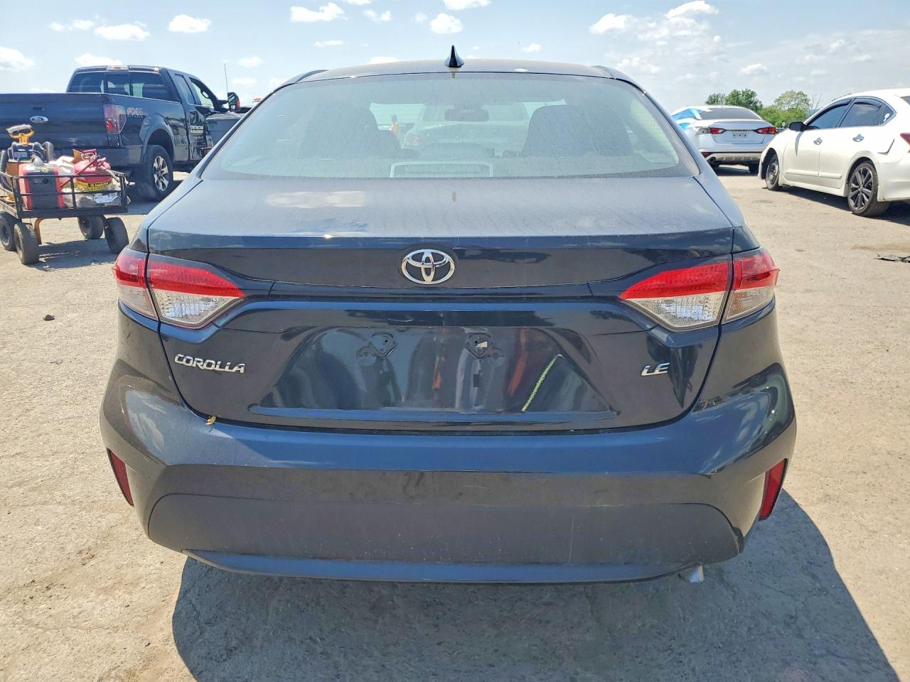 2021 Toyota Corolla Le Black vin: 5YFEPMAE3MP201731