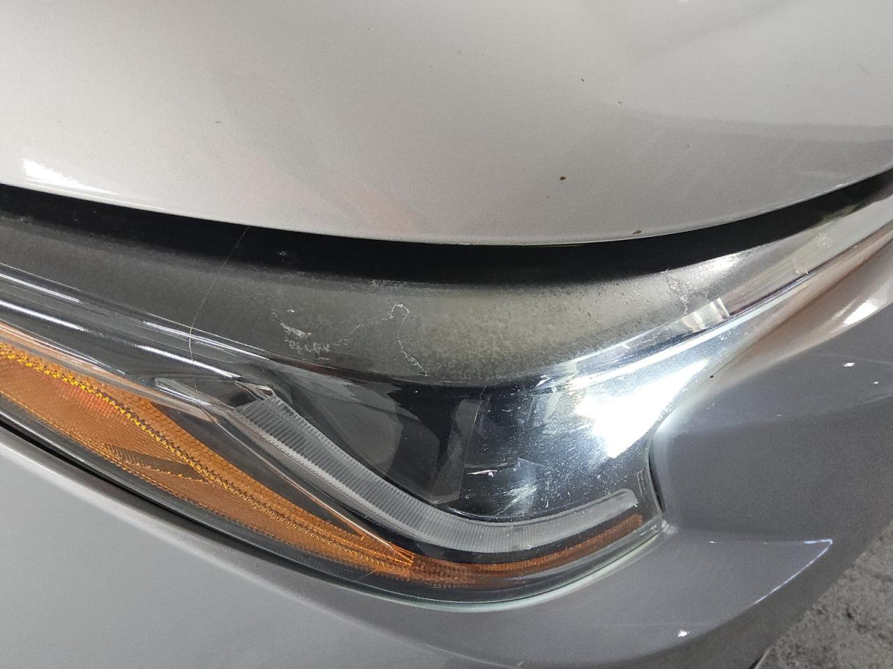 2021 Toyota Corolla Le Silver vin: 5YFEPMAE3MP203639 Damage: Right Head Lamp, Faded, Repair Required