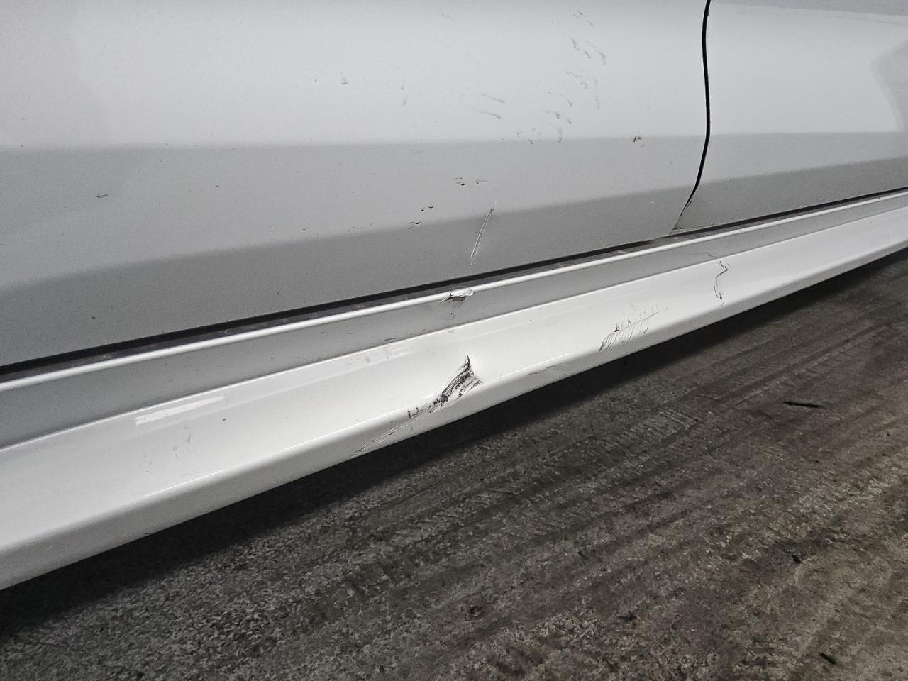 2021 Toyota Corolla Le Silver vin: 5YFEPMAE3MP203639 Damage: Right Rocker Panel Molding, Multiple Scratches Heavy, 5