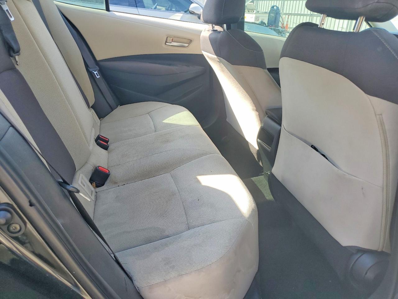 2021 Toyota Corolla Le Black vin: 5YFEPMAE3MP225530