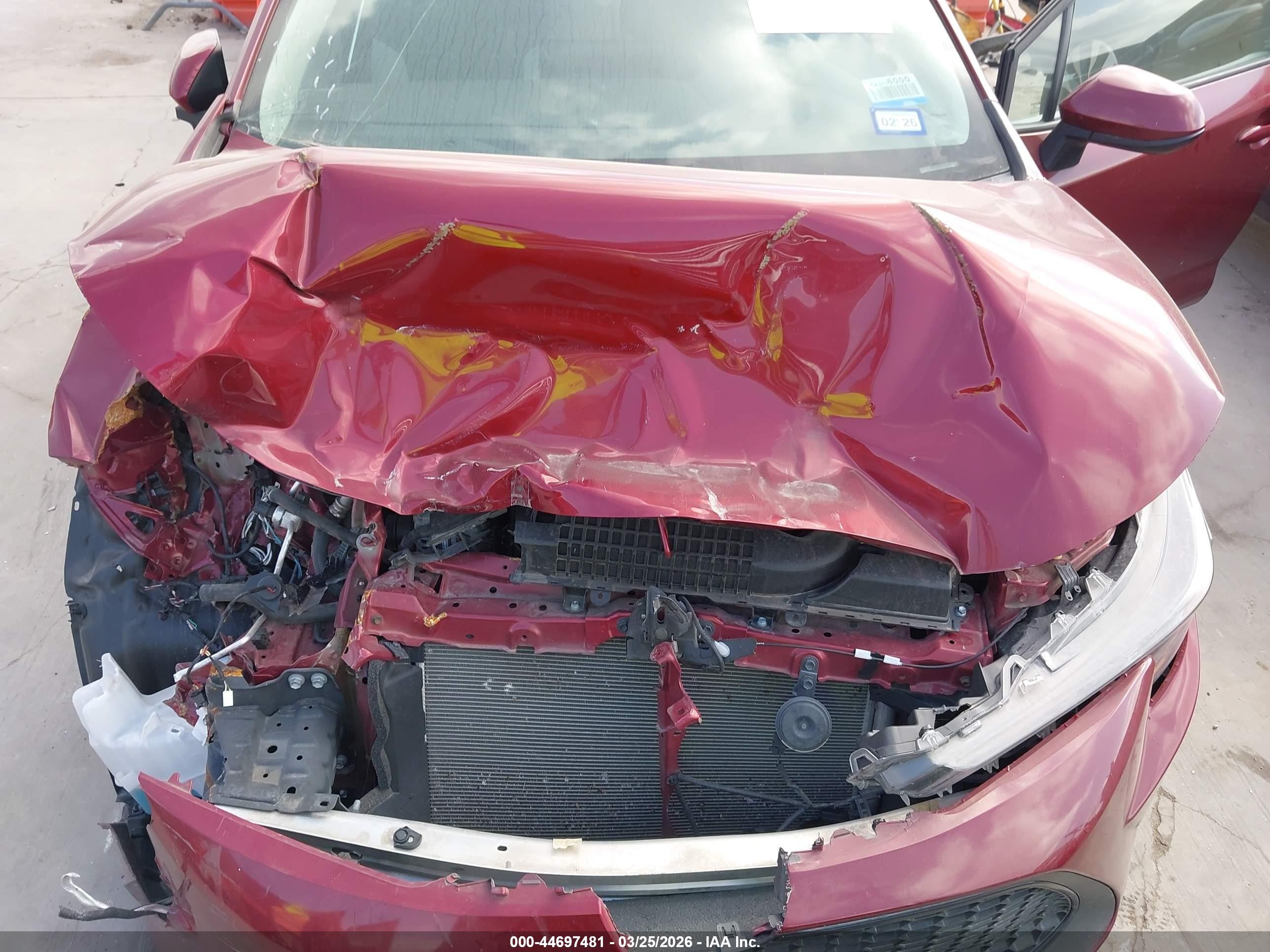 2022 Toyota Corolla Le Red vin: 5YFEPMAE3NP321689