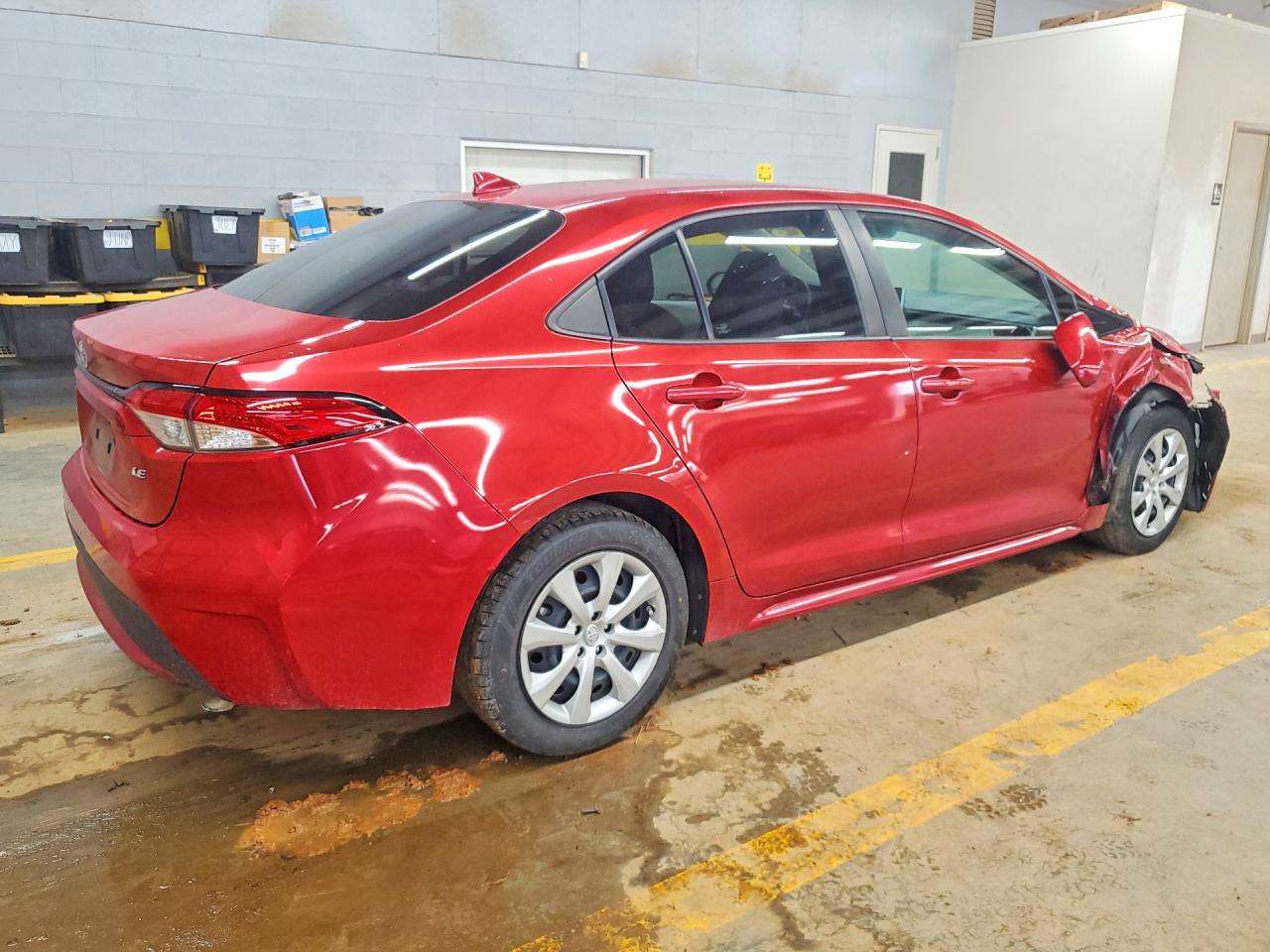 2021 Toyota Corolla Le Red vin: 5YFEPMAE4MP196586