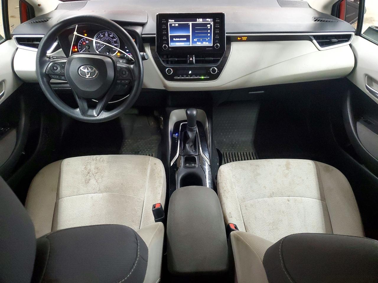 2021 Toyota Corolla Le Red vin: 5YFEPMAE4MP196586