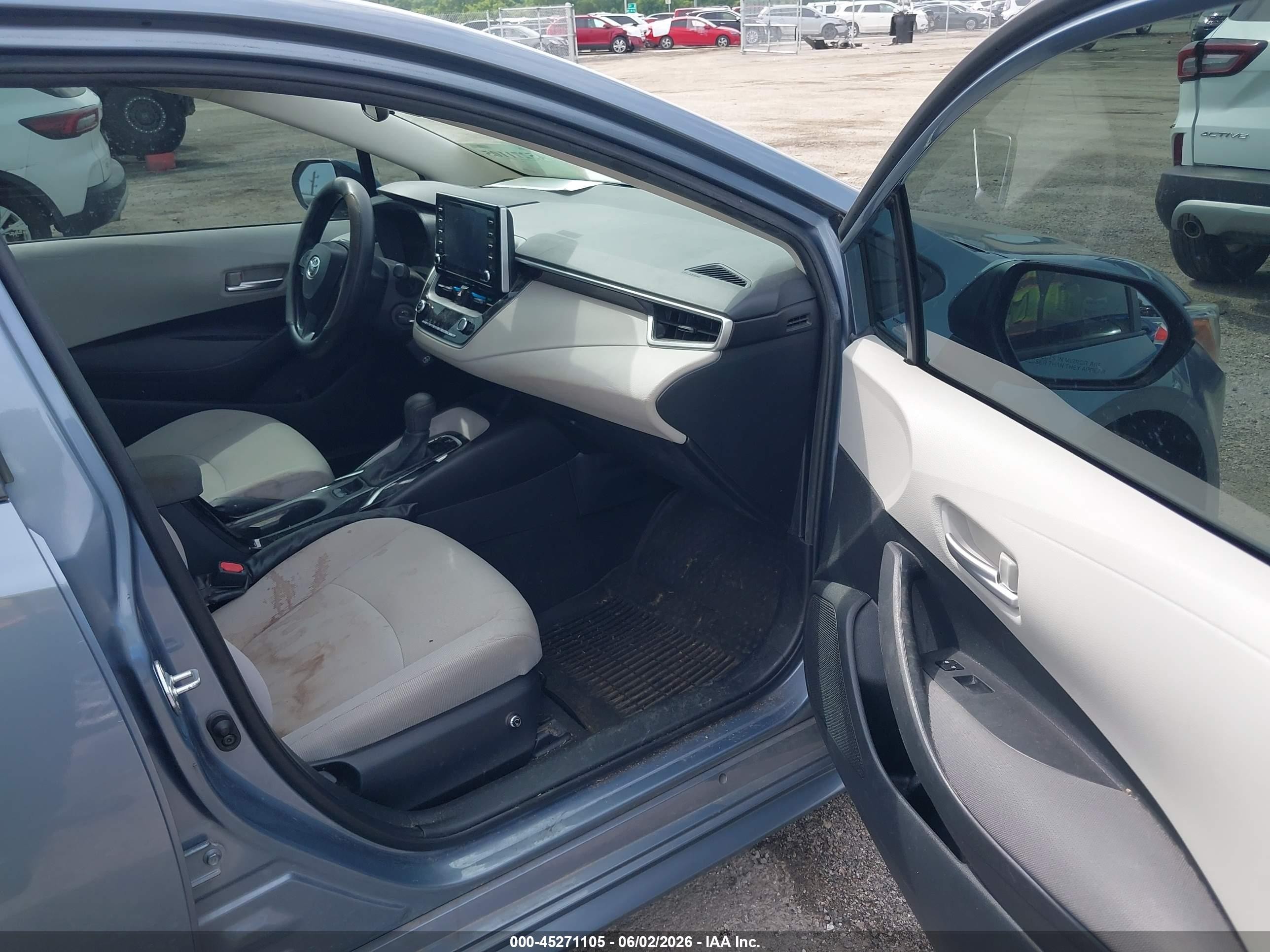 2021 Toyota Corolla Le Beige vin: 5YFEPMAE4MP206968