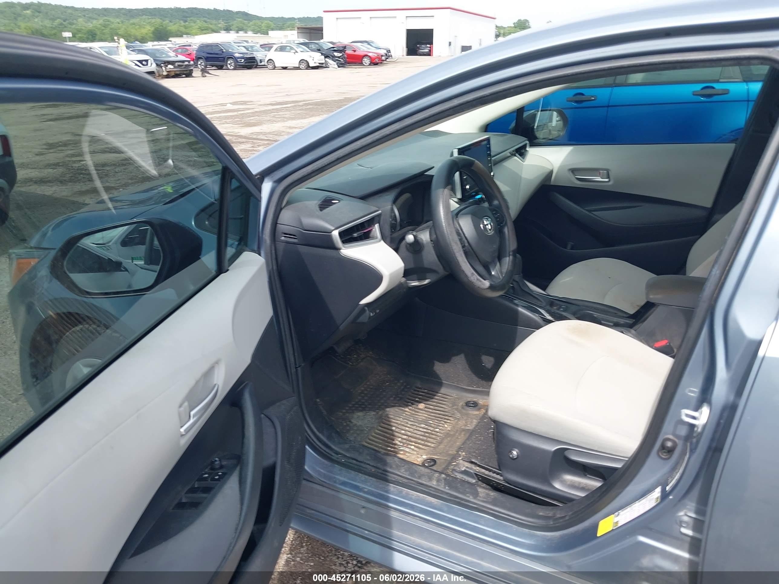 2021 Toyota Corolla Le Beige vin: 5YFEPMAE4MP206968