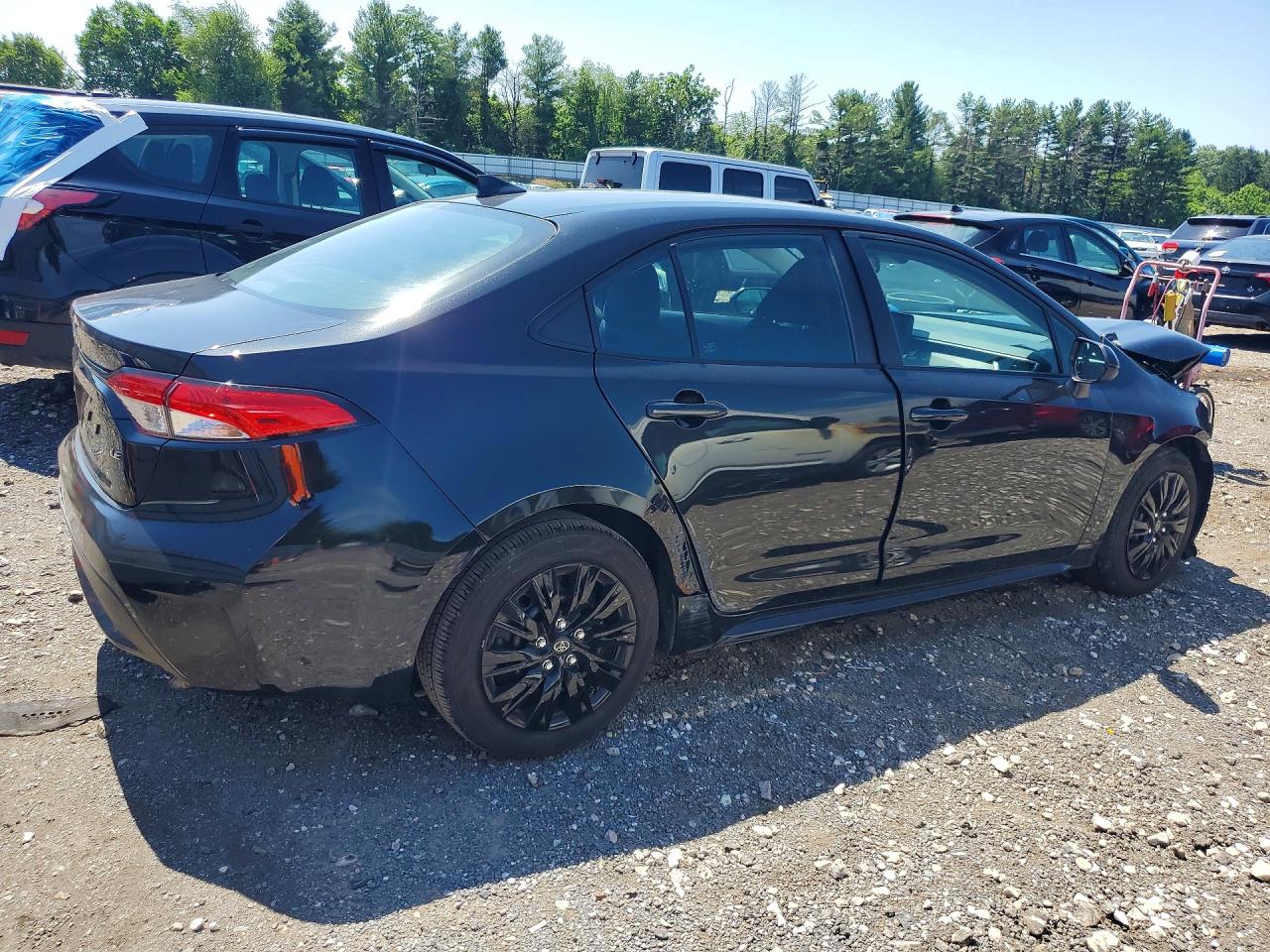2022 Toyota Corolla Le Black vin: 5YFEPMAE4NP272390