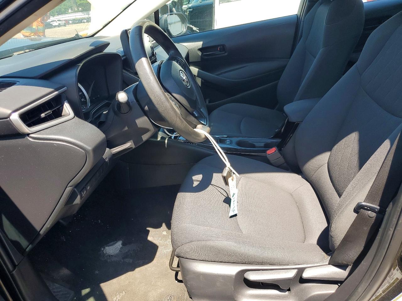 2022 Toyota Corolla Le Black vin: 5YFEPMAE4NP272390