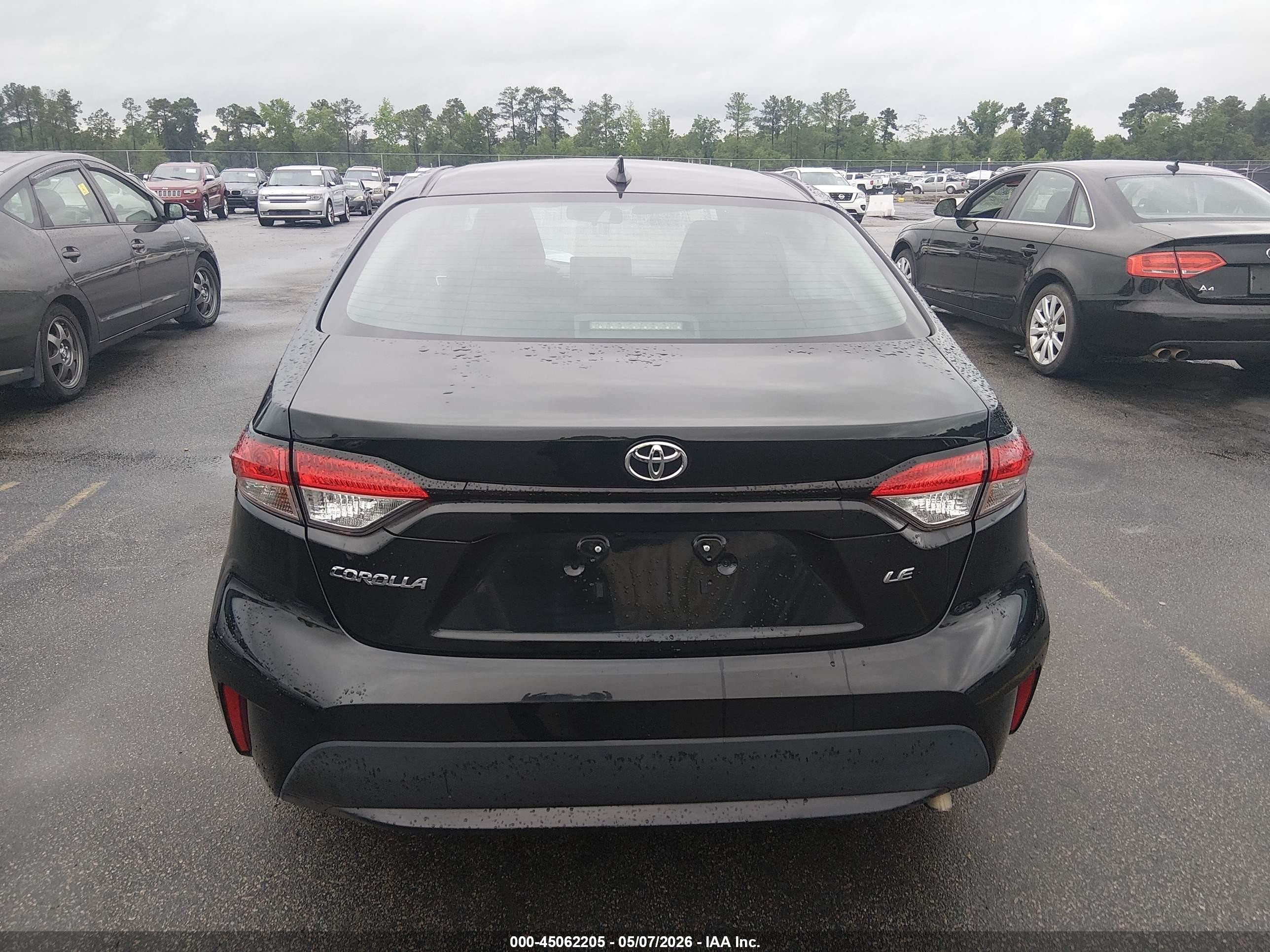 2021 Toyota Corolla Le Black vin: 5YFEPMAE5MP230437