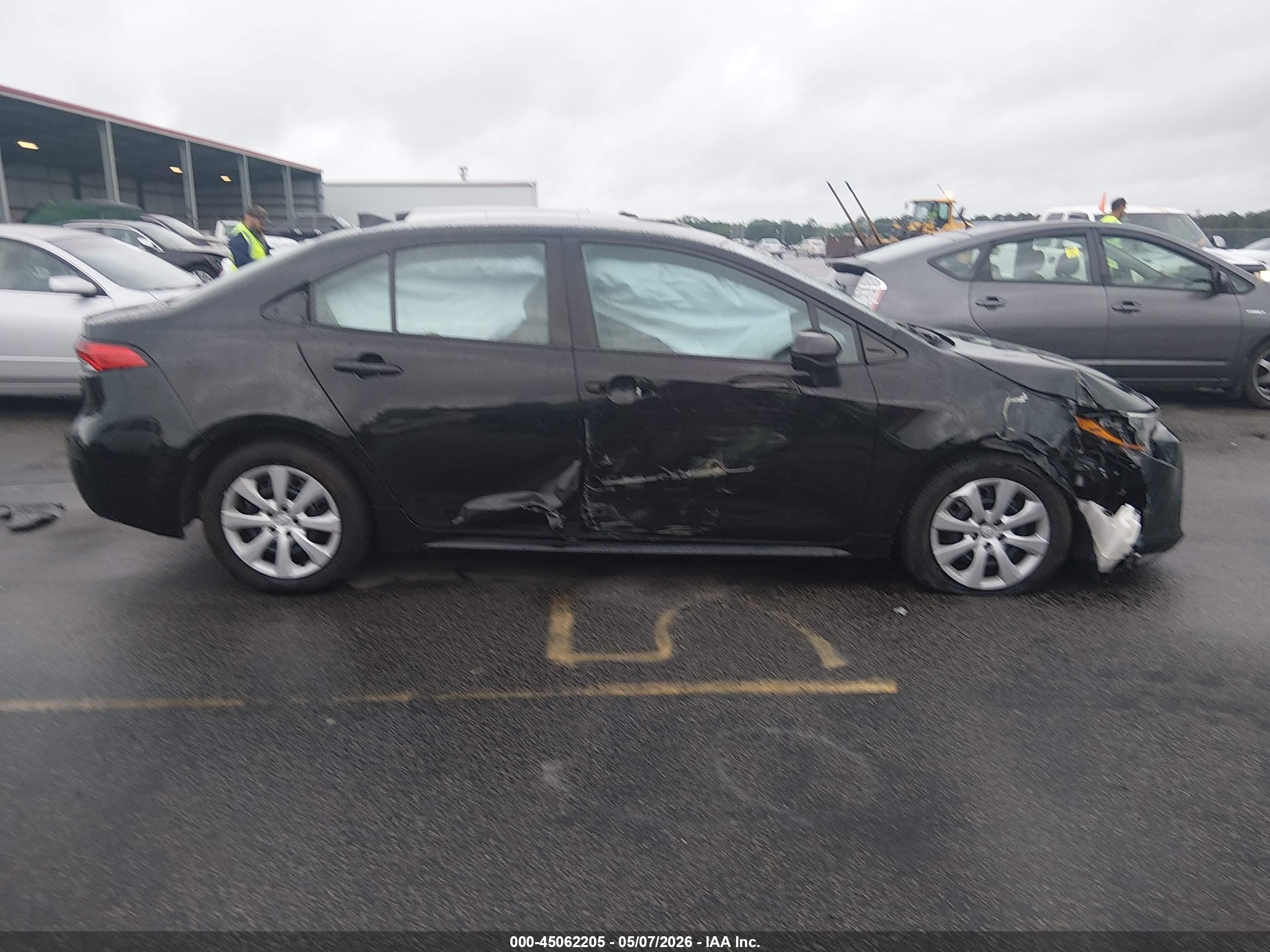 2021 Toyota Corolla Le Black vin: 5YFEPMAE5MP230437