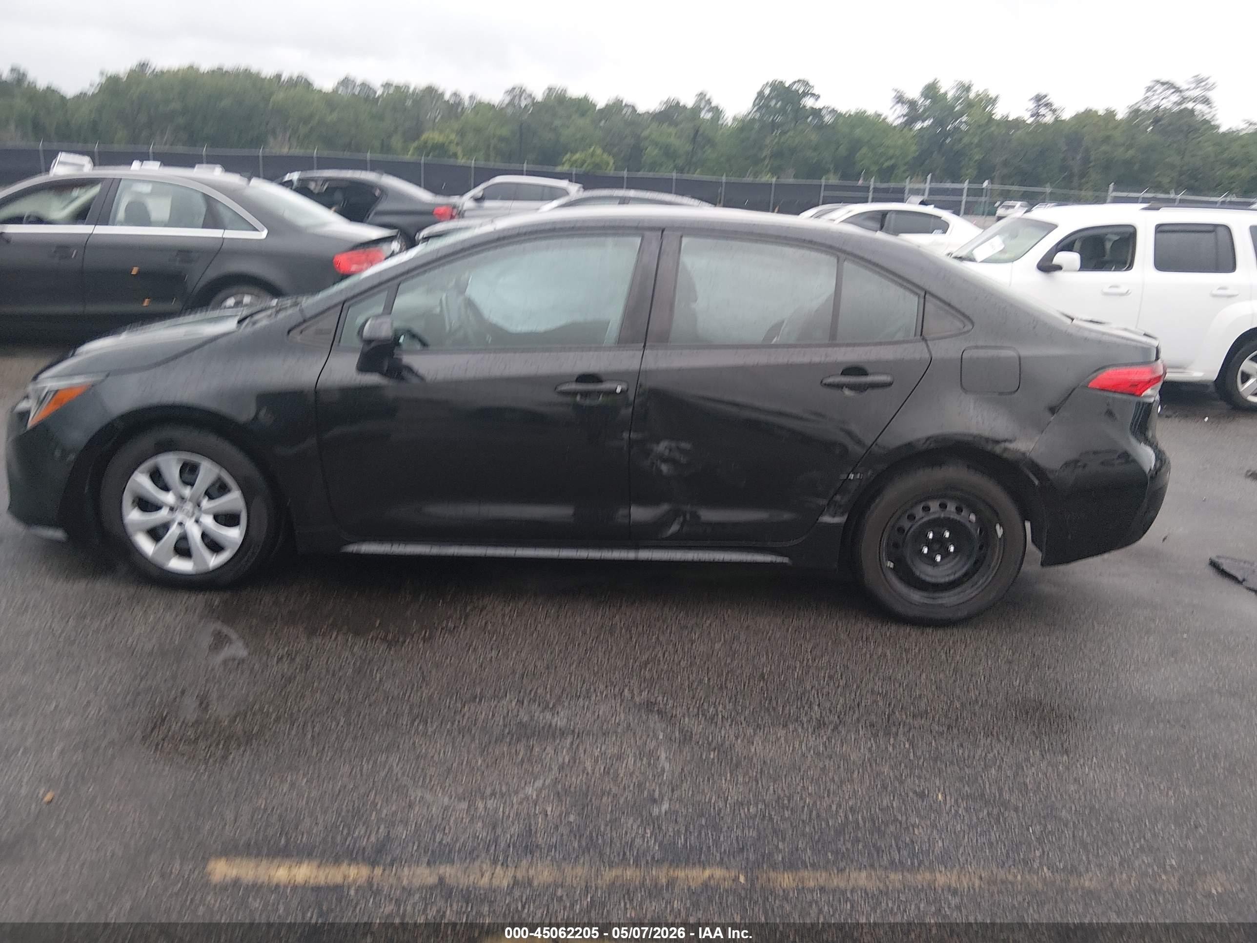 2021 Toyota Corolla Le Black vin: 5YFEPMAE5MP230437