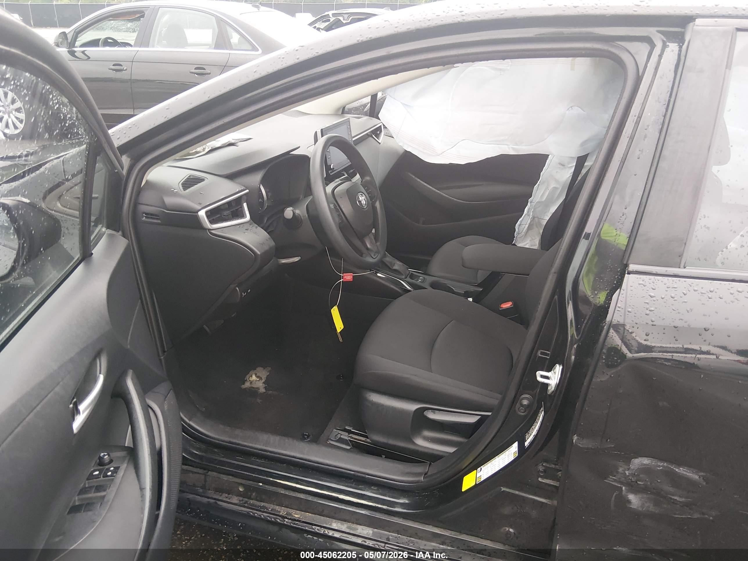 2021 Toyota Corolla Le Black vin: 5YFEPMAE5MP230437