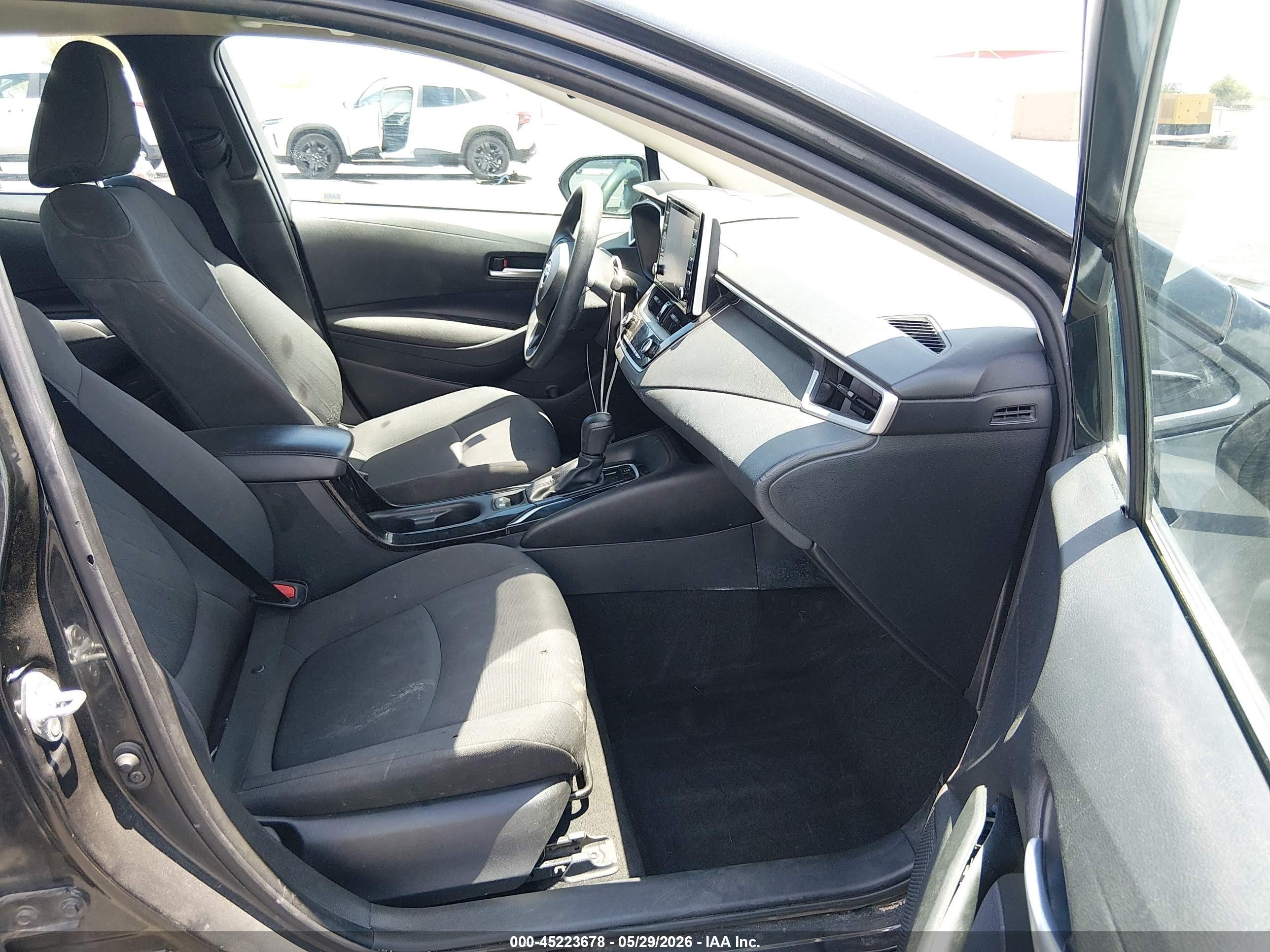 2021 Toyota Corolla Le Black vin: 5YFEPMAE5MP237808