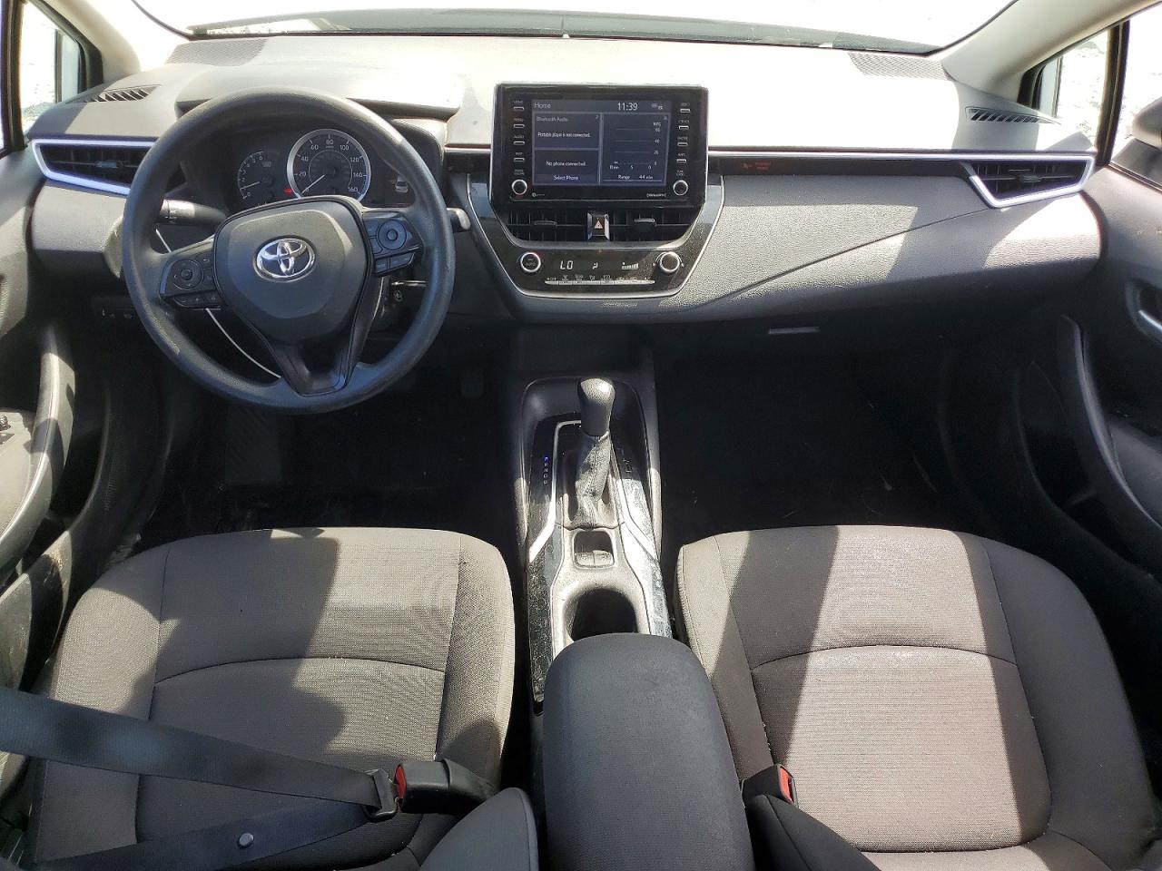 2021 Toyota Corolla Le White vin: 5YFEPMAE6MP158213