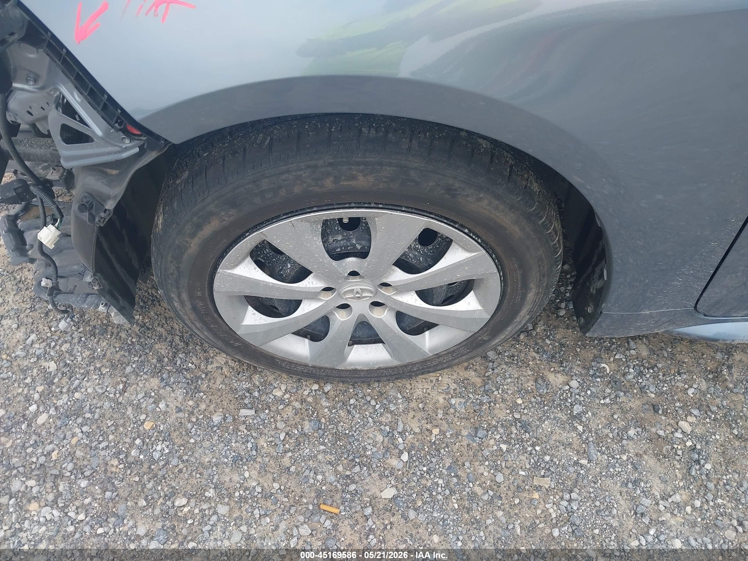 2021 Toyota Corolla Le Blue vin: 5YFEPMAE6MP213954