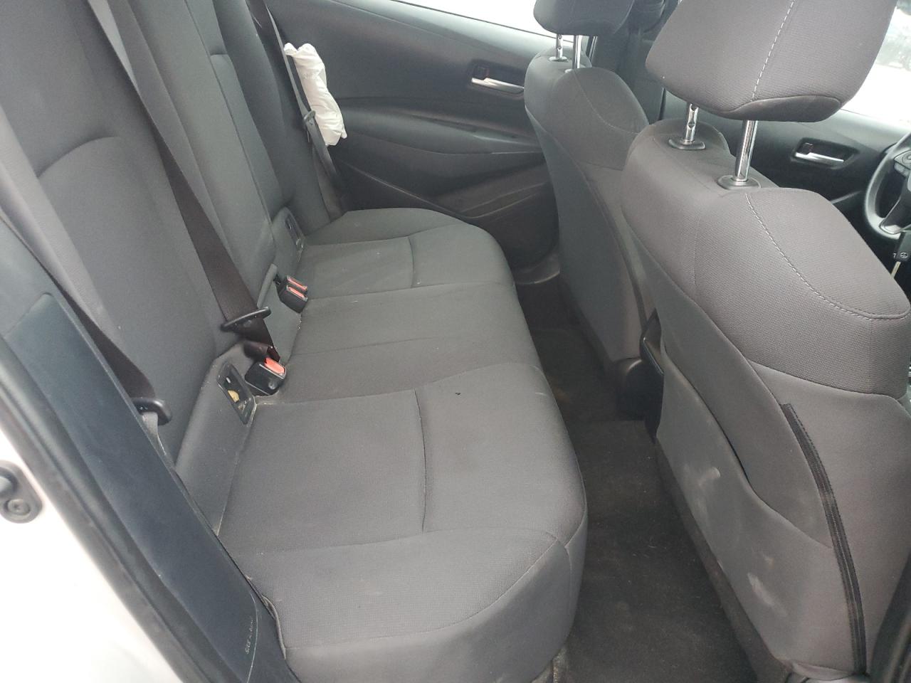 2021 Toyota Corolla Le Silver vin: 5YFEPMAE7MP166840