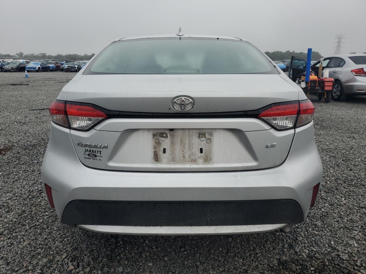 2021 Toyota Corolla Le Silver vin: 5YFEPMAE7MP166840
