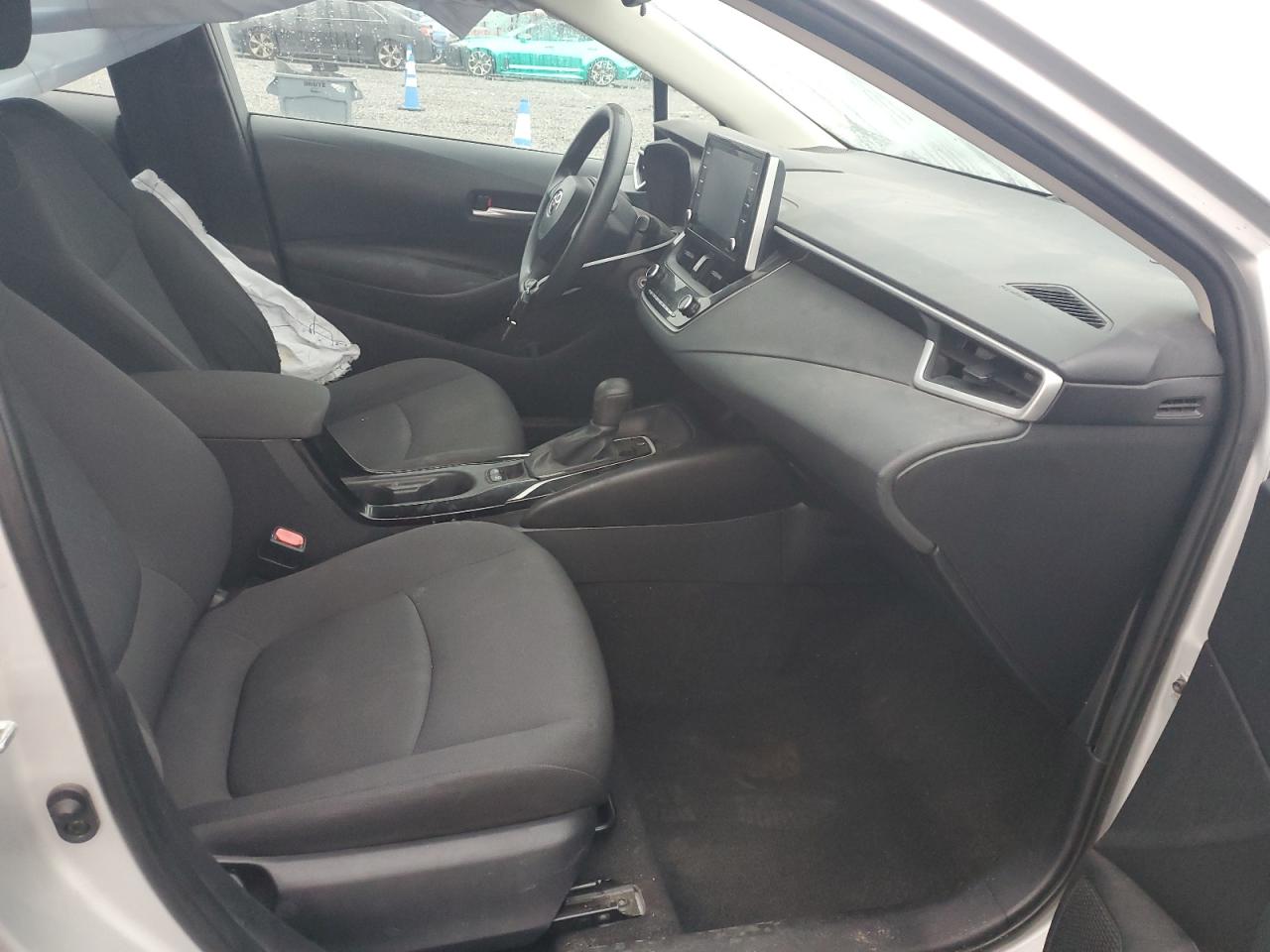 2021 Toyota Corolla Le Silver vin: 5YFEPMAE7MP166840
