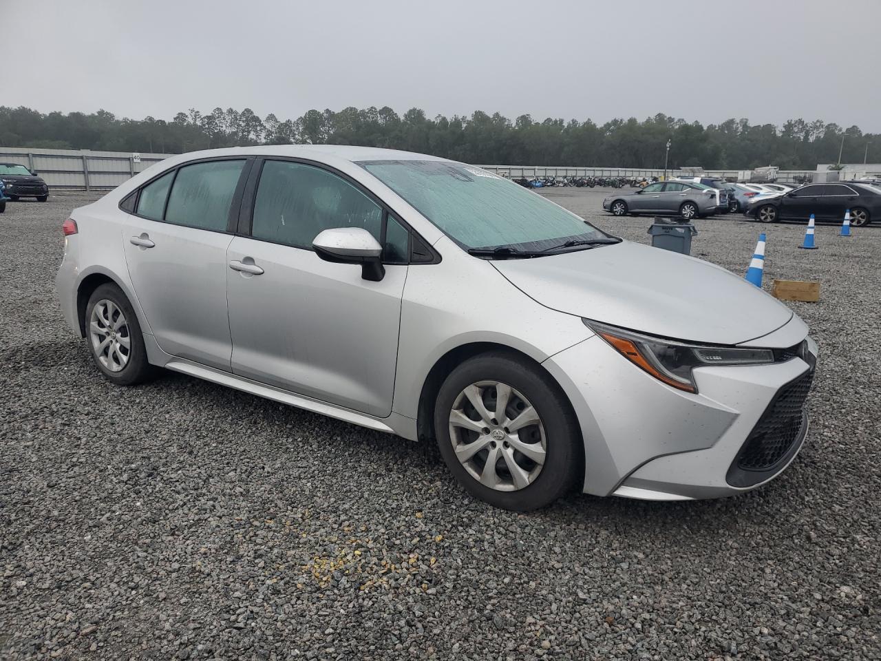 2021 Toyota Corolla Le Silver vin: 5YFEPMAE7MP166840