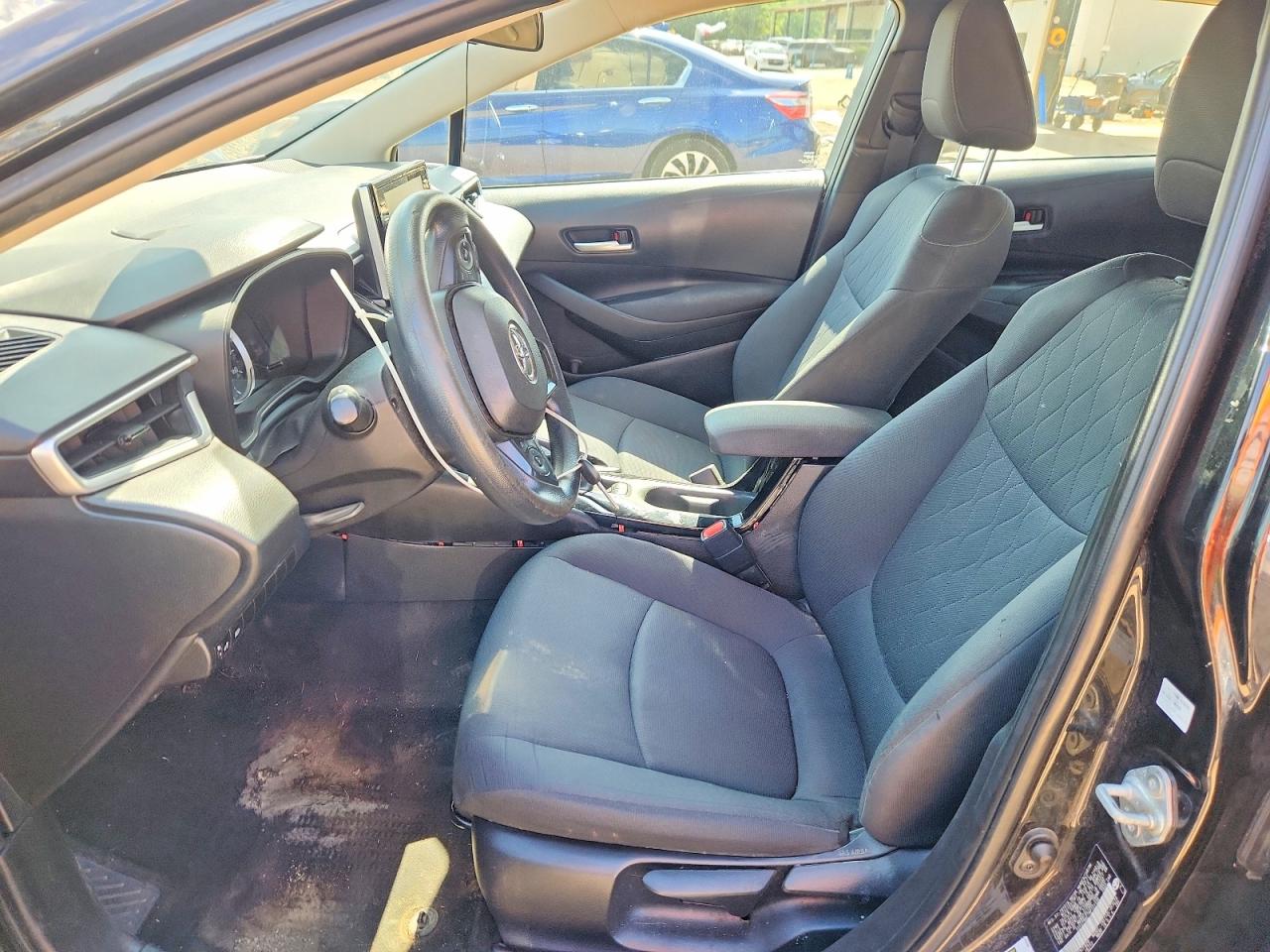 2021 Toyota Corolla Le Black vin: 5YFEPMAE7MP231136