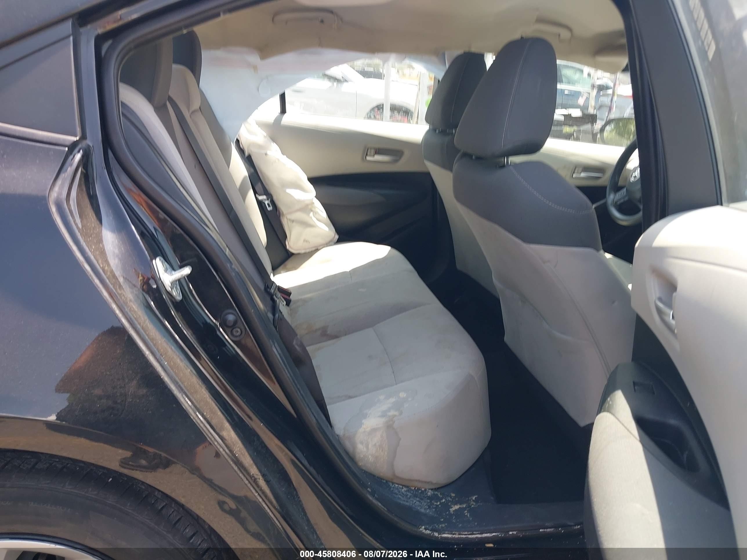 2021 Toyota Corolla Le Black vin: 5YFEPMAE8MP195800