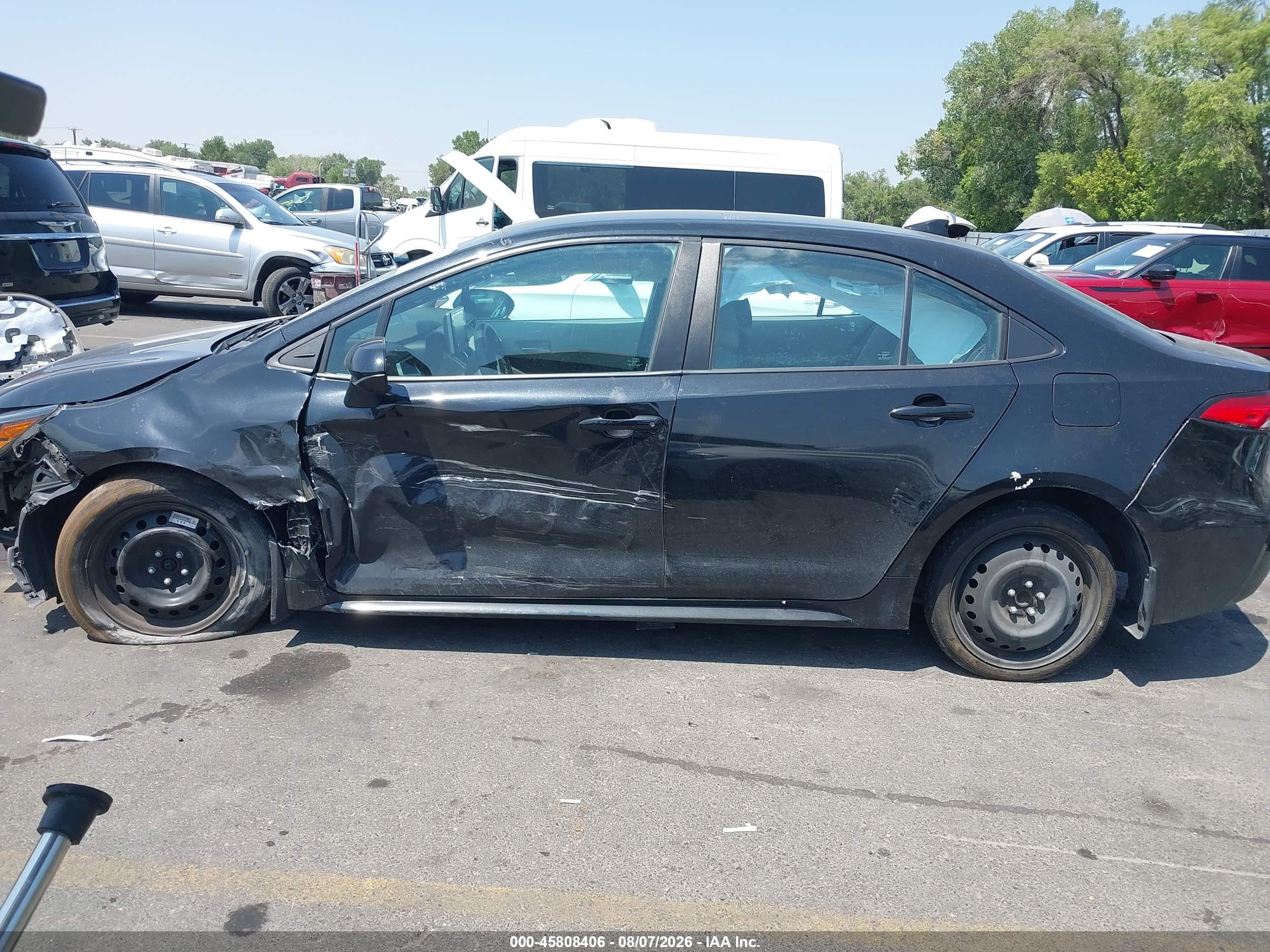 2021 Toyota Corolla Le Black vin: 5YFEPMAE8MP195800