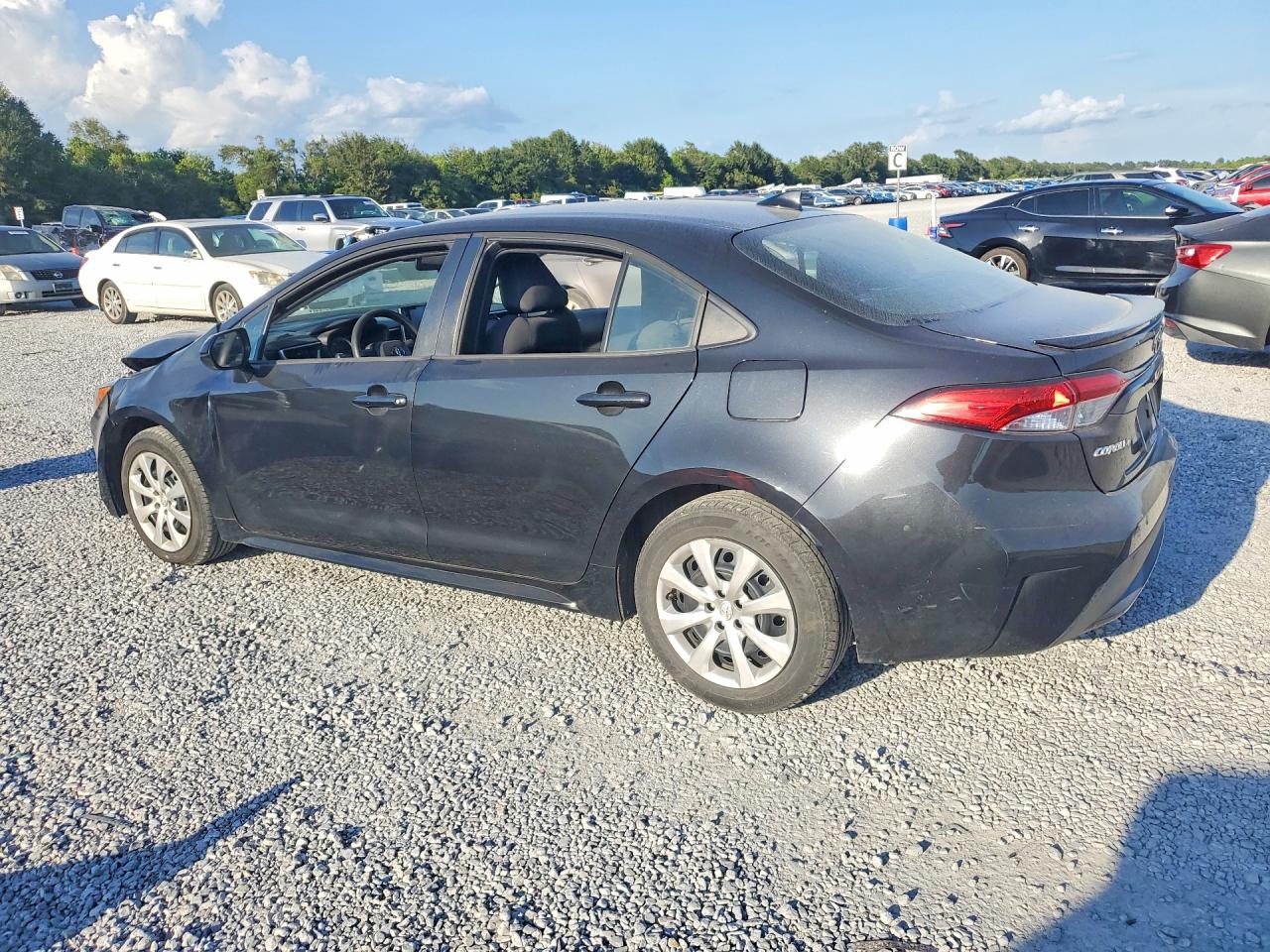 2021 Toyota Corolla Le Black vin: 5YFEPMAE8MP215026