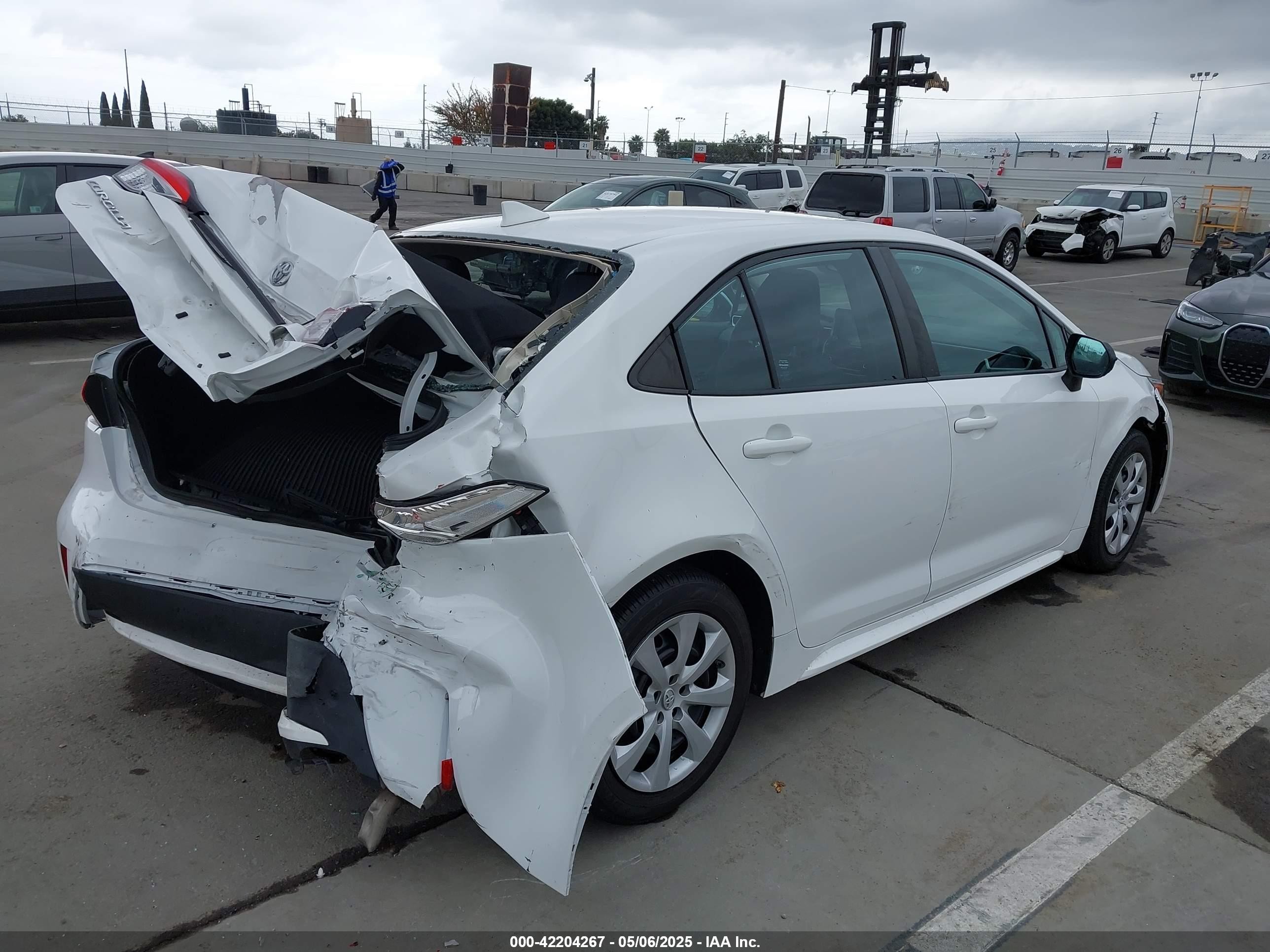 5YFEPMAE8NP337435 — 2022 TOYOTA COROLLA History & VIN | AutoHelperBot