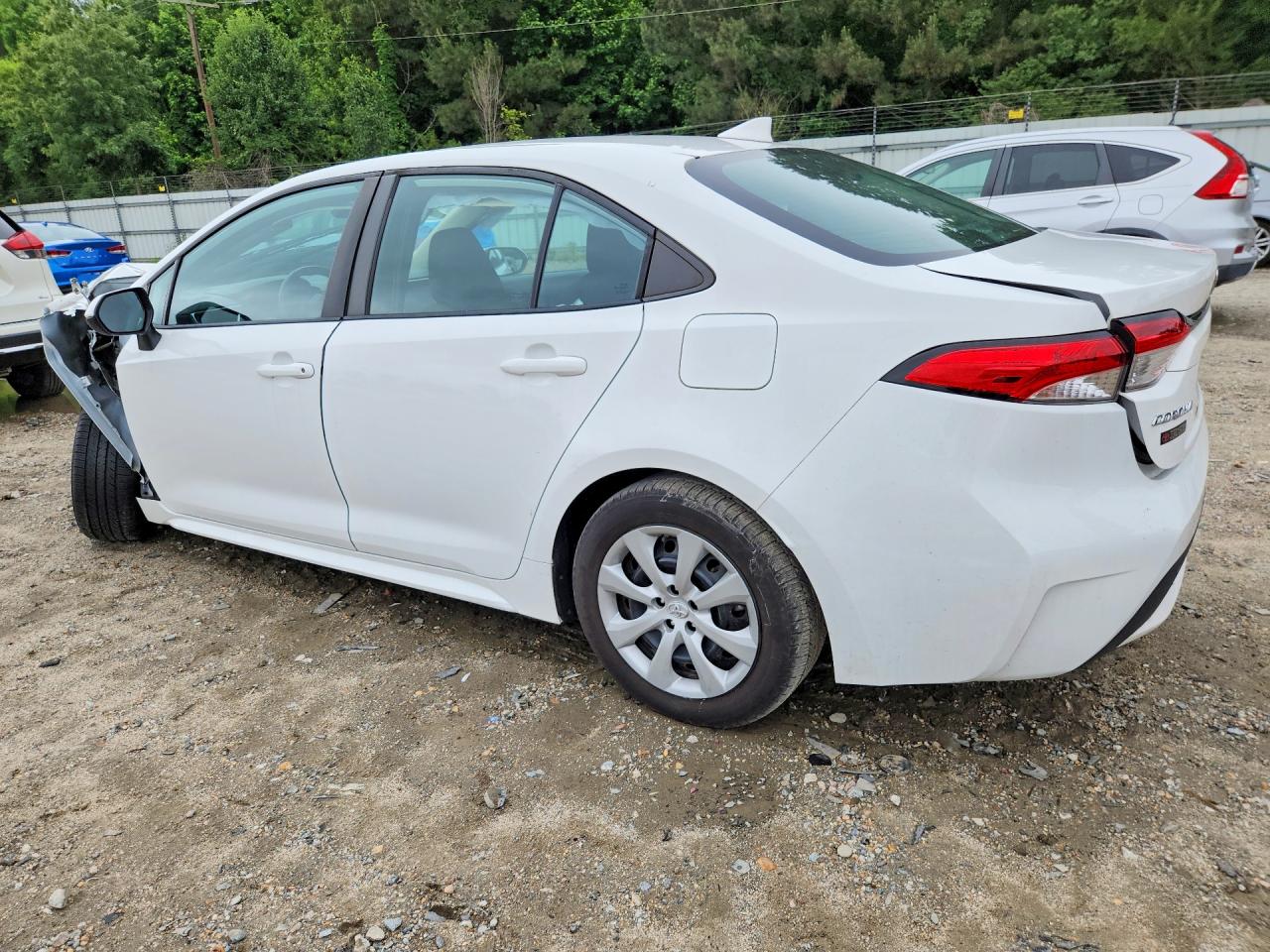 2022 Toyota Corolla Le White vin: 5YFEPMAE8NP352341