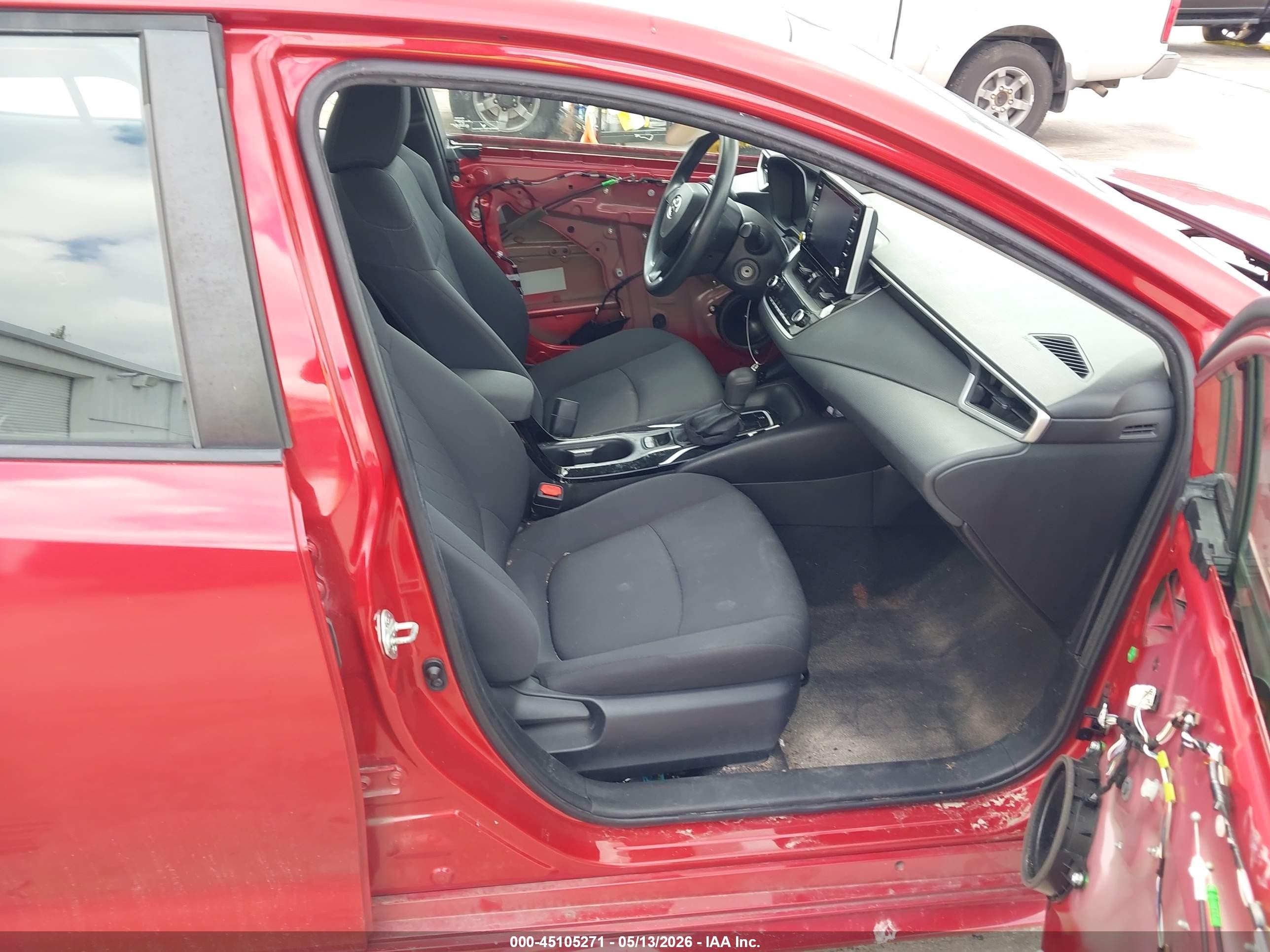 2021 Toyota Corolla Le Red vin: 5YFEPMAE9MP201281