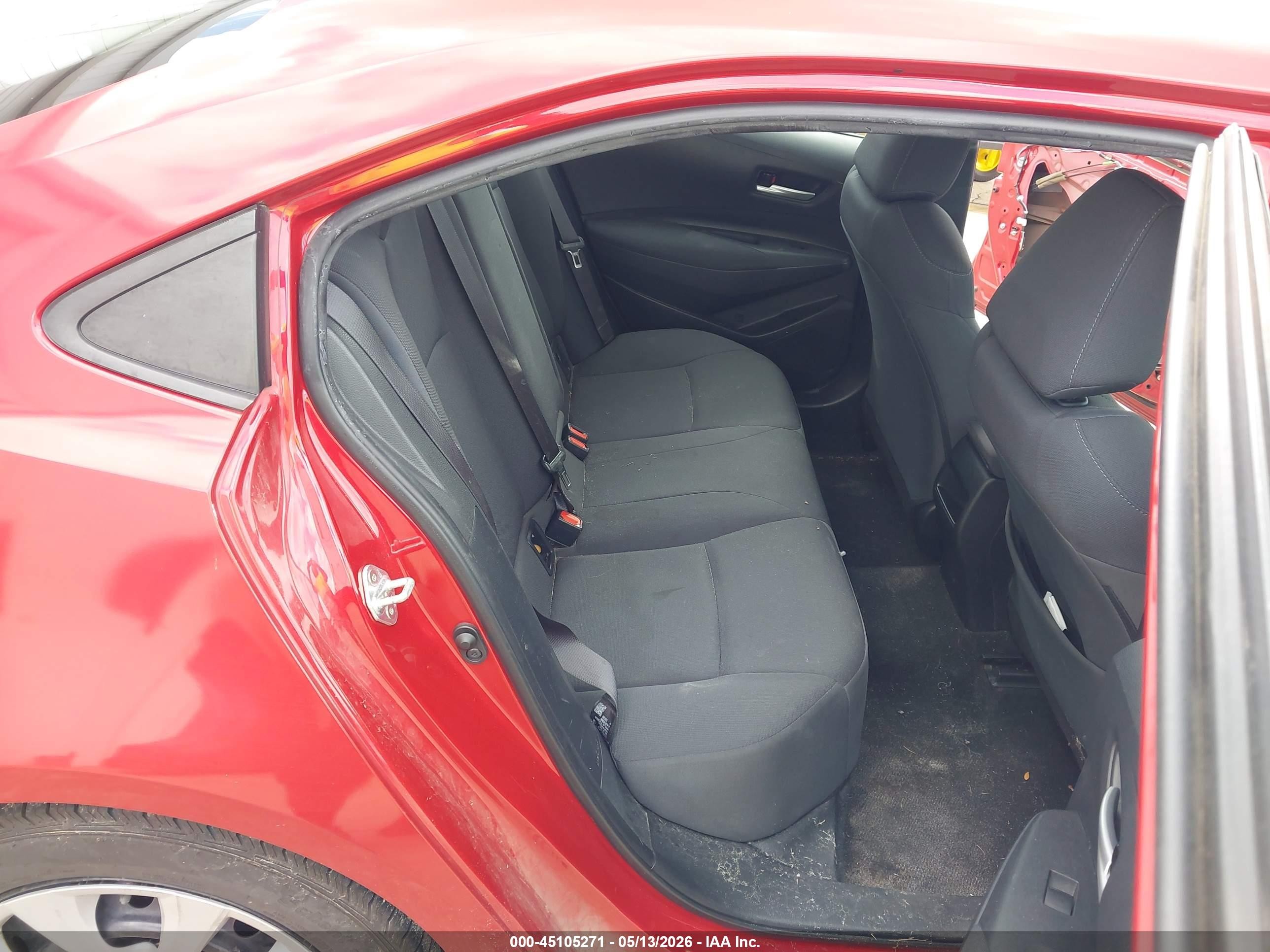 2021 Toyota Corolla Le Red vin: 5YFEPMAE9MP201281