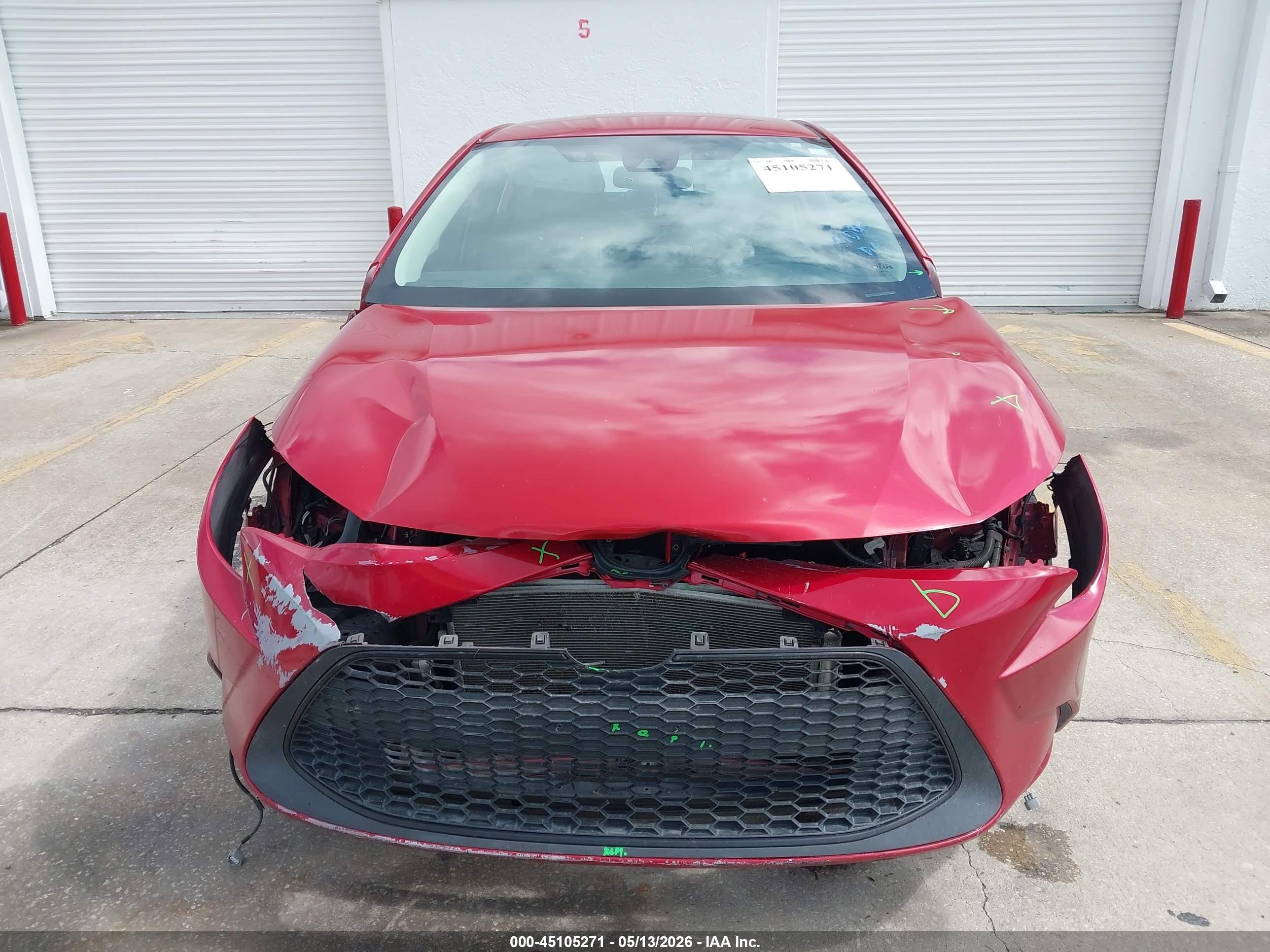2021 Toyota Corolla Le Red vin: 5YFEPMAE9MP201281