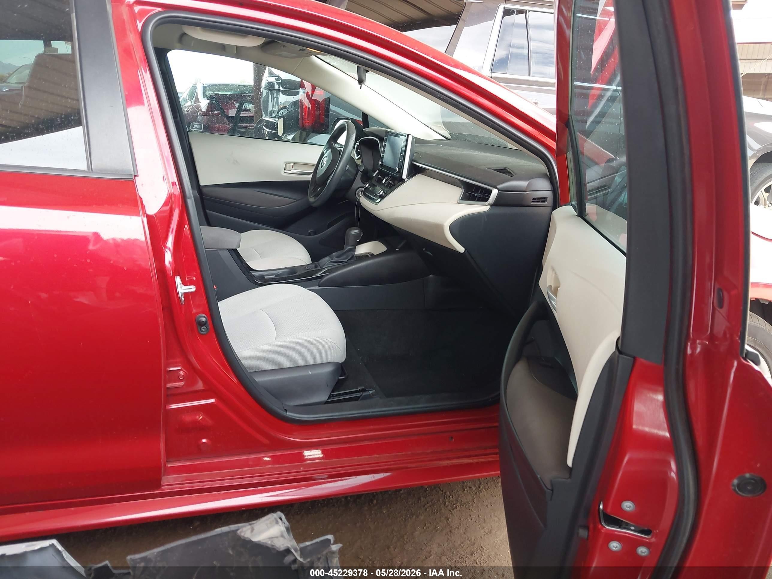 2021 Toyota Corolla Le Red vin: 5YFEPMAE9MP229100