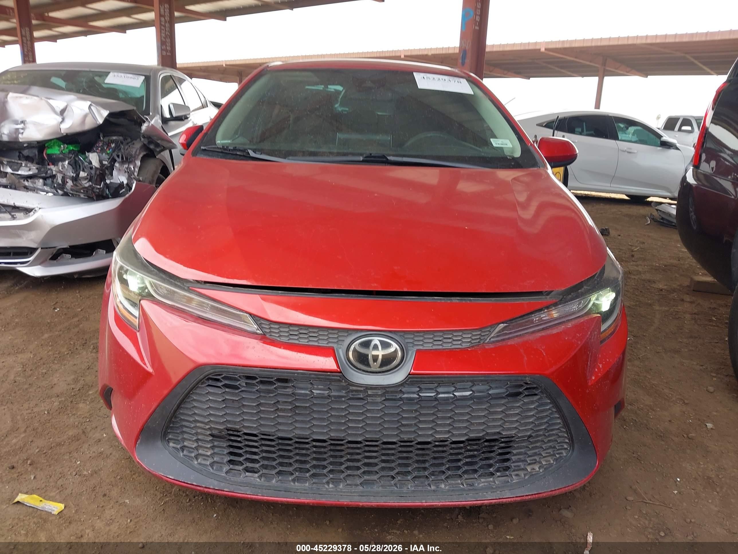 2021 Toyota Corolla Le Red vin: 5YFEPMAE9MP229100