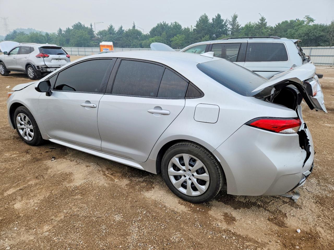 2022 Toyota Corolla Le Silver vin: 5YFEPMAE9NP299729
