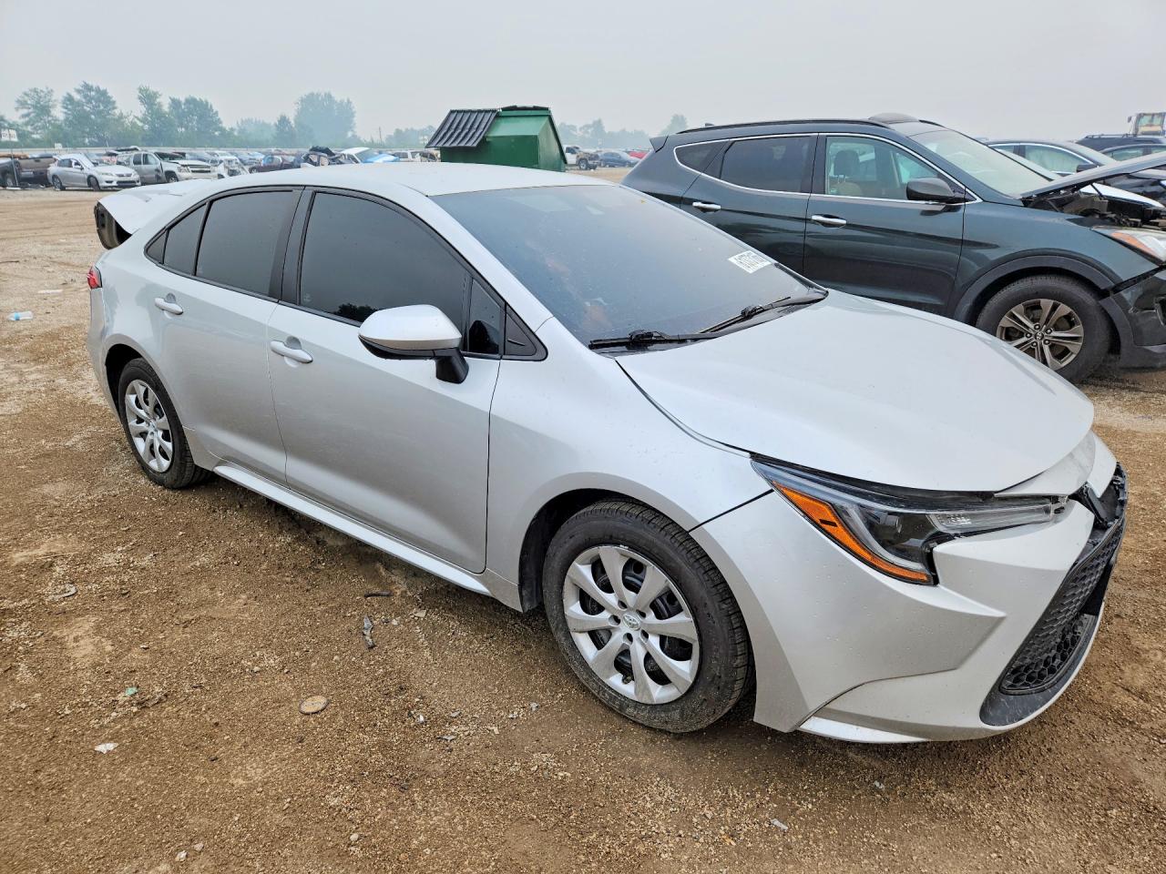 2022 Toyota Corolla Le Silver vin: 5YFEPMAE9NP299729