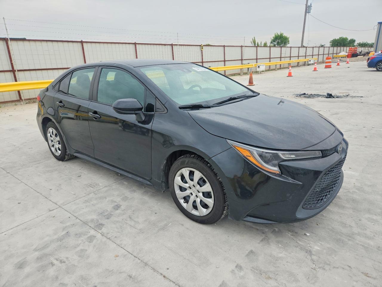 2022 Toyota Corolla Le Black vin: 5YFEPMAEXNP358805