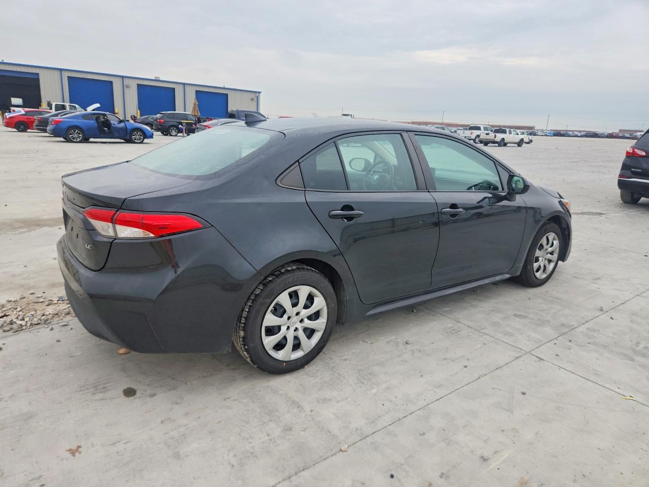 2022 Toyota Corolla Le Black vin: 5YFEPMAEXNP358805