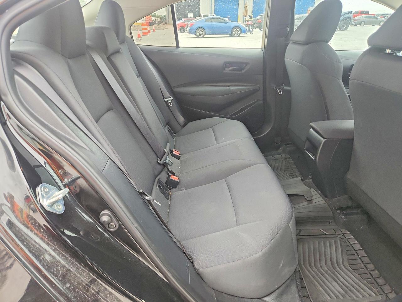 2022 Toyota Corolla Le Black vin: 5YFEPMAEXNP358805