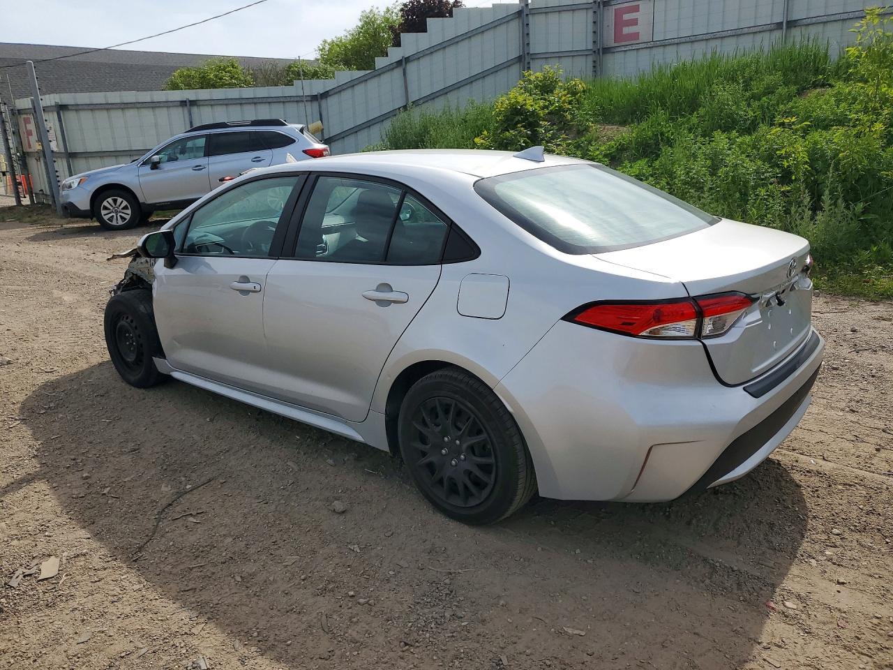 2020 Toyota Corolla Le Gray vin: 5YFEPRAE0LP086601