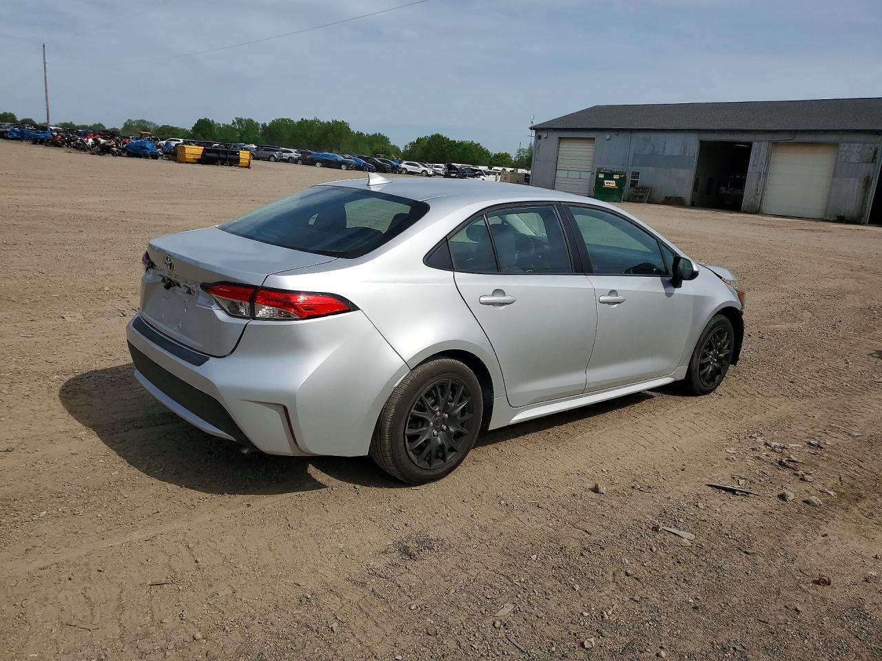 2020 Toyota Corolla Le Gray vin: 5YFEPRAE0LP086601